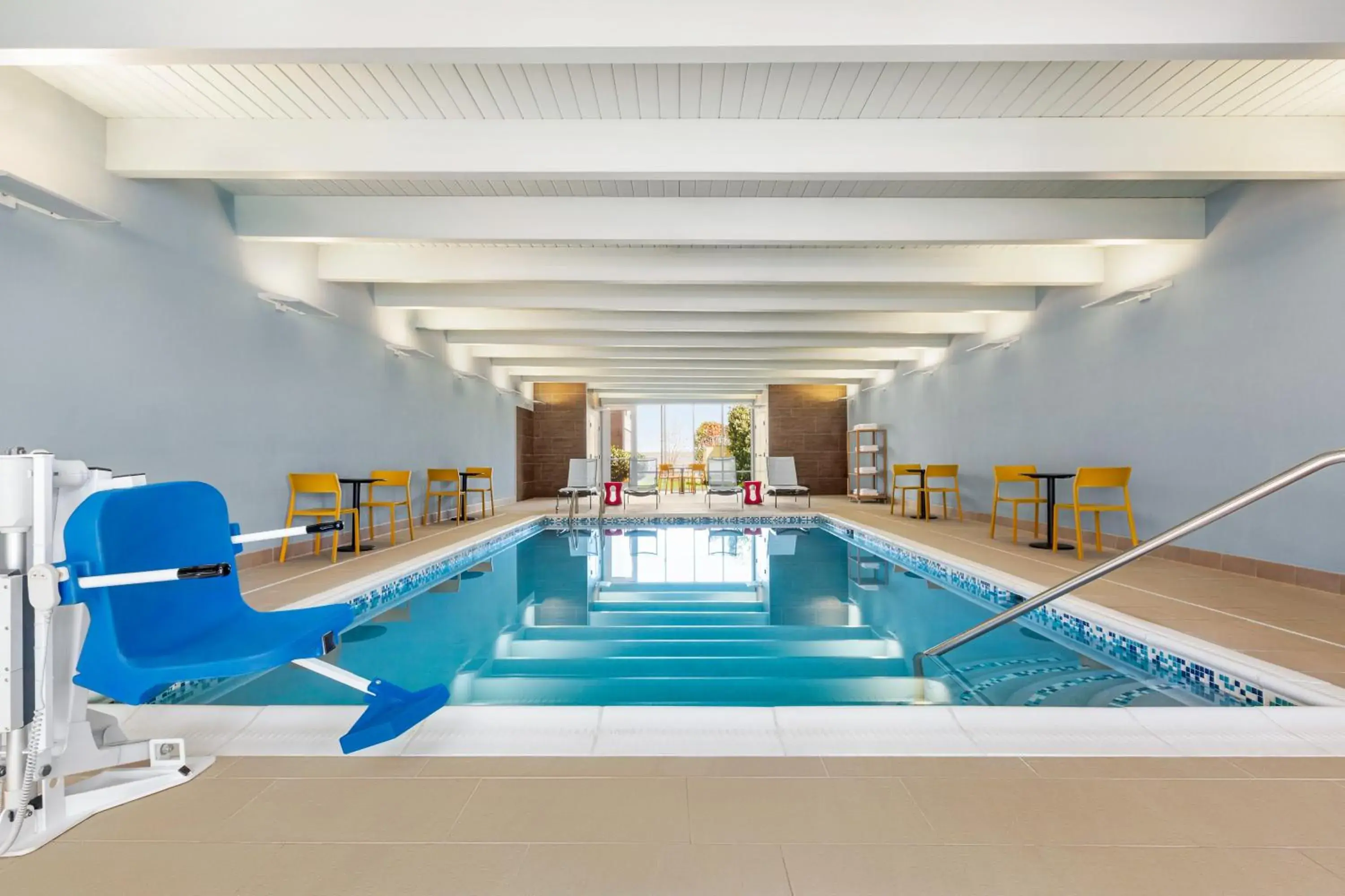 Swimming pool in Home2 Suites By Hilton York Swimming pool in Home2 Suites By Hilton York