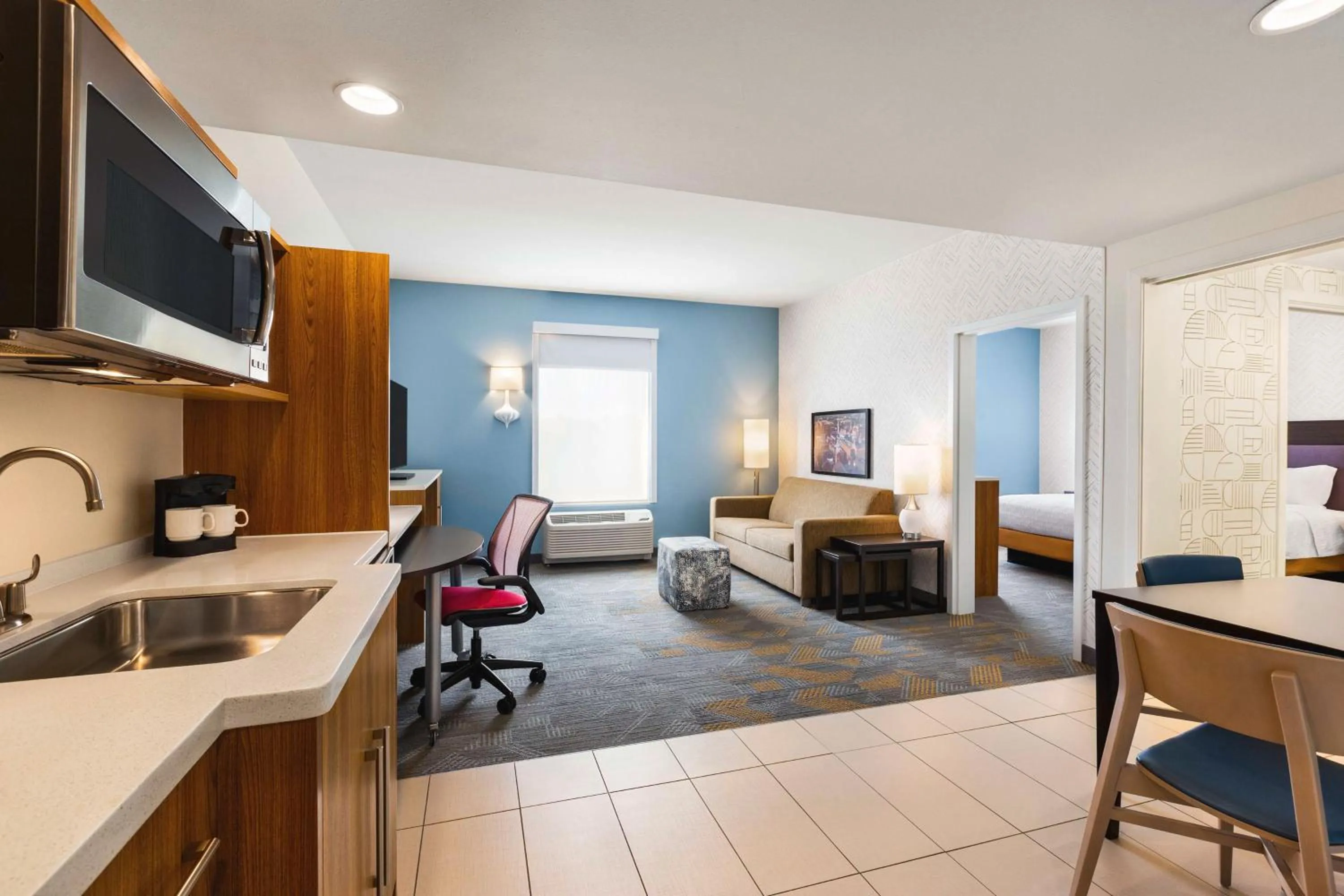 Kitchen or kitchenette in Home2 Suites By Hilton York