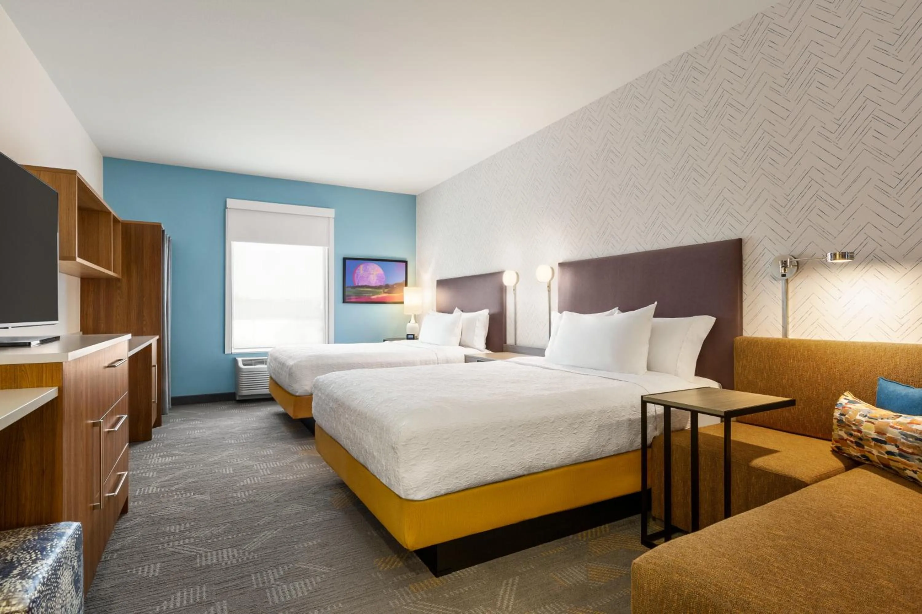 Bedroom, Bed in Home2 Suites By Hilton York