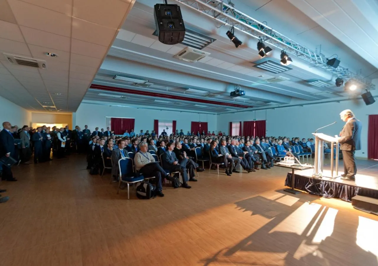 Meeting/conference room in TH Lazise - Hotel Parchi Del Garda