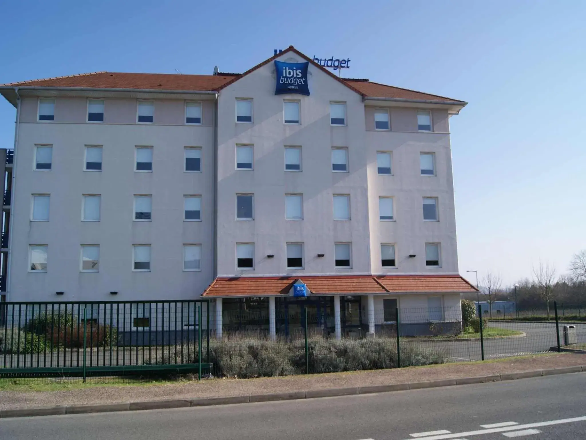 Property building in ibis budget Nevers Varennes Vauzelles Property building in ibis budget Nevers Varennes Vauzelles