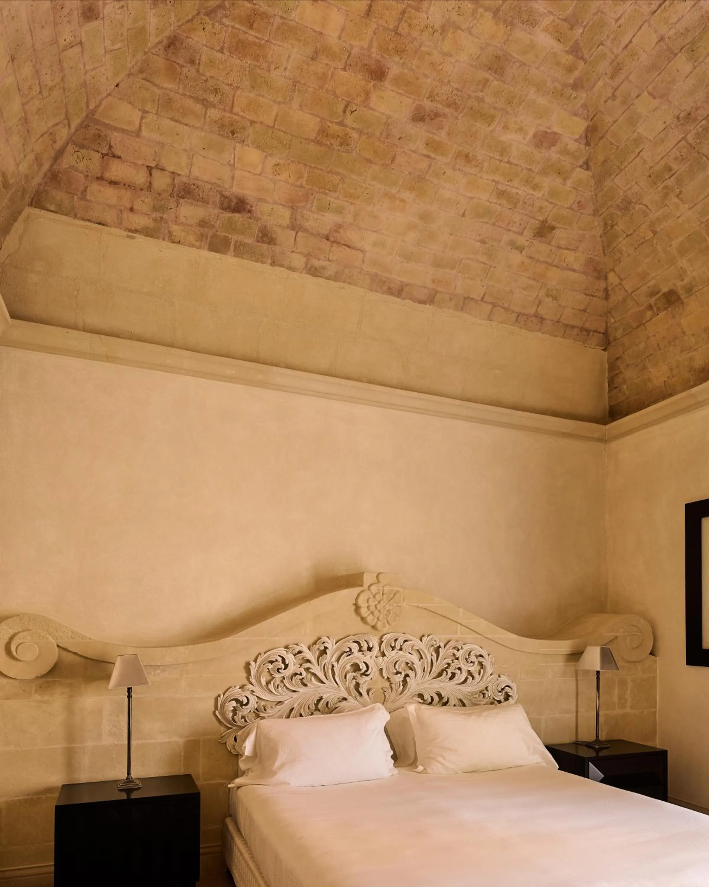 Bedroom, Bed in Palazzo Gattini Luxury Hotel - VRetreats