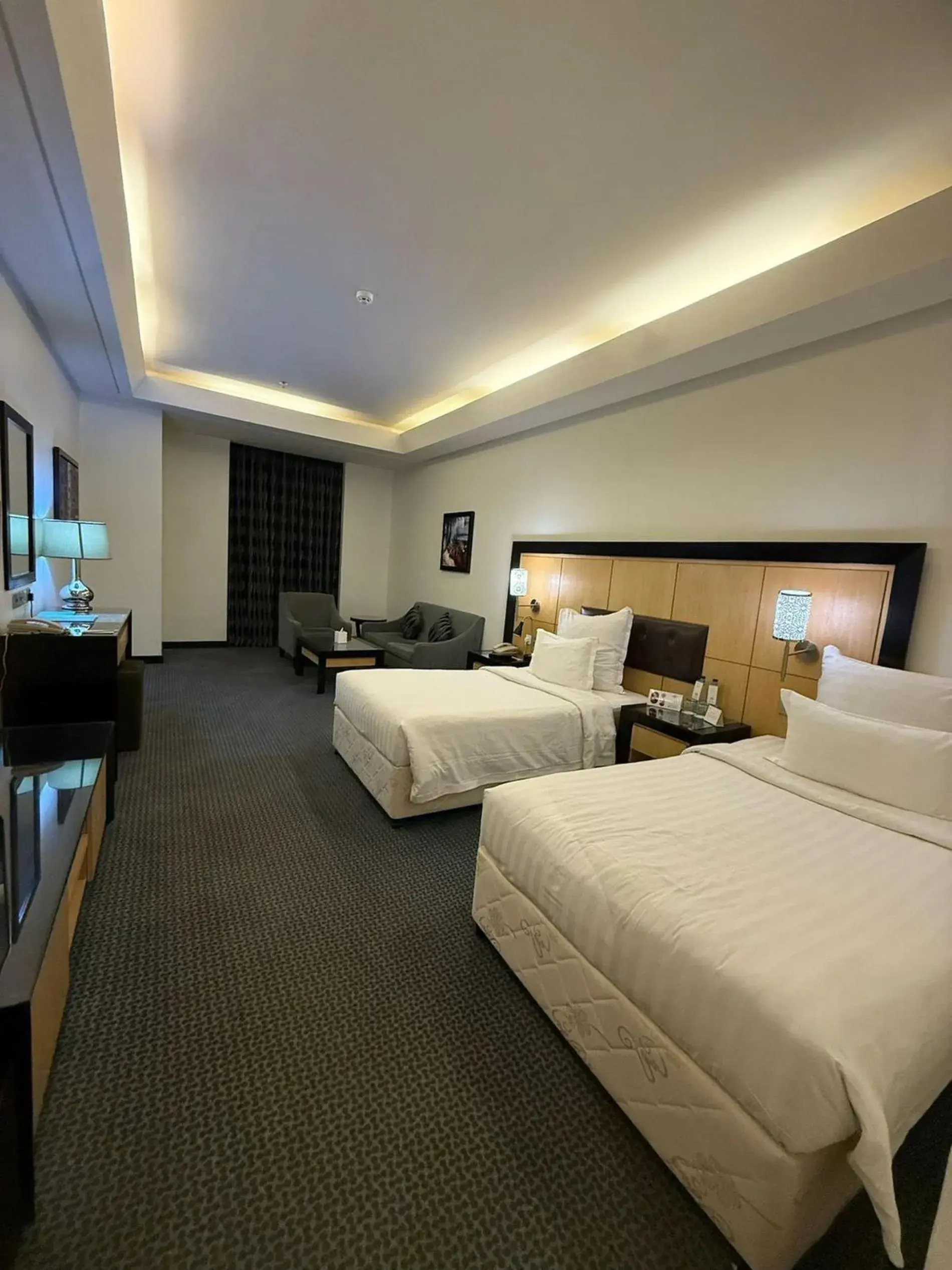 Photo of the whole room, Bed in Sunday Business Avenue Formerly Rand Hotel Photo of the whole room, Bed in Sunday Business Avenue Formerly Rand Hotel