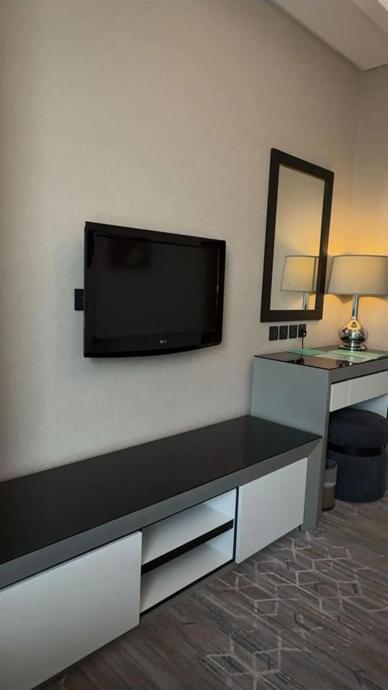 Photo of the whole room in Sunday Business Avenue Formerly Rand Hotel Photo of the whole room in Sunday Business Avenue Formerly Rand Hotel