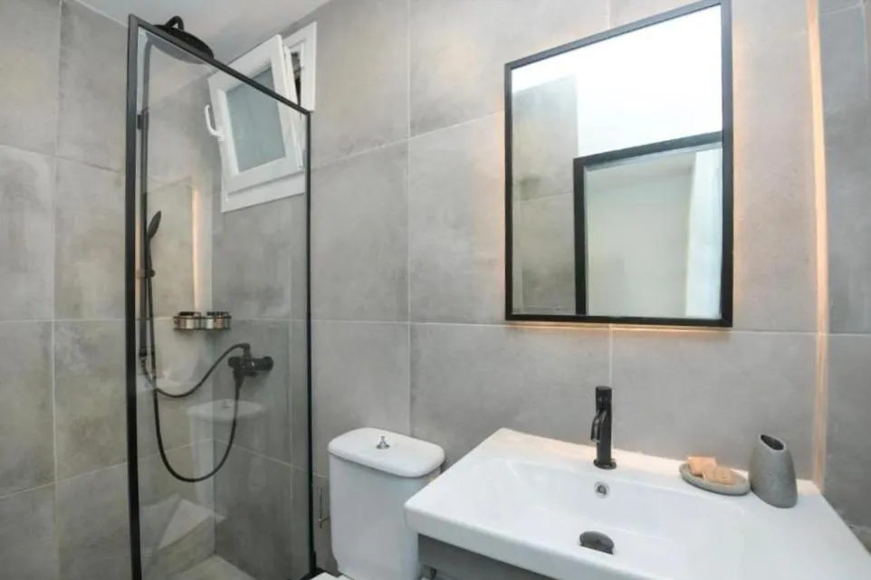 Mykonos Kosmoplaz Beach Resort Hotel