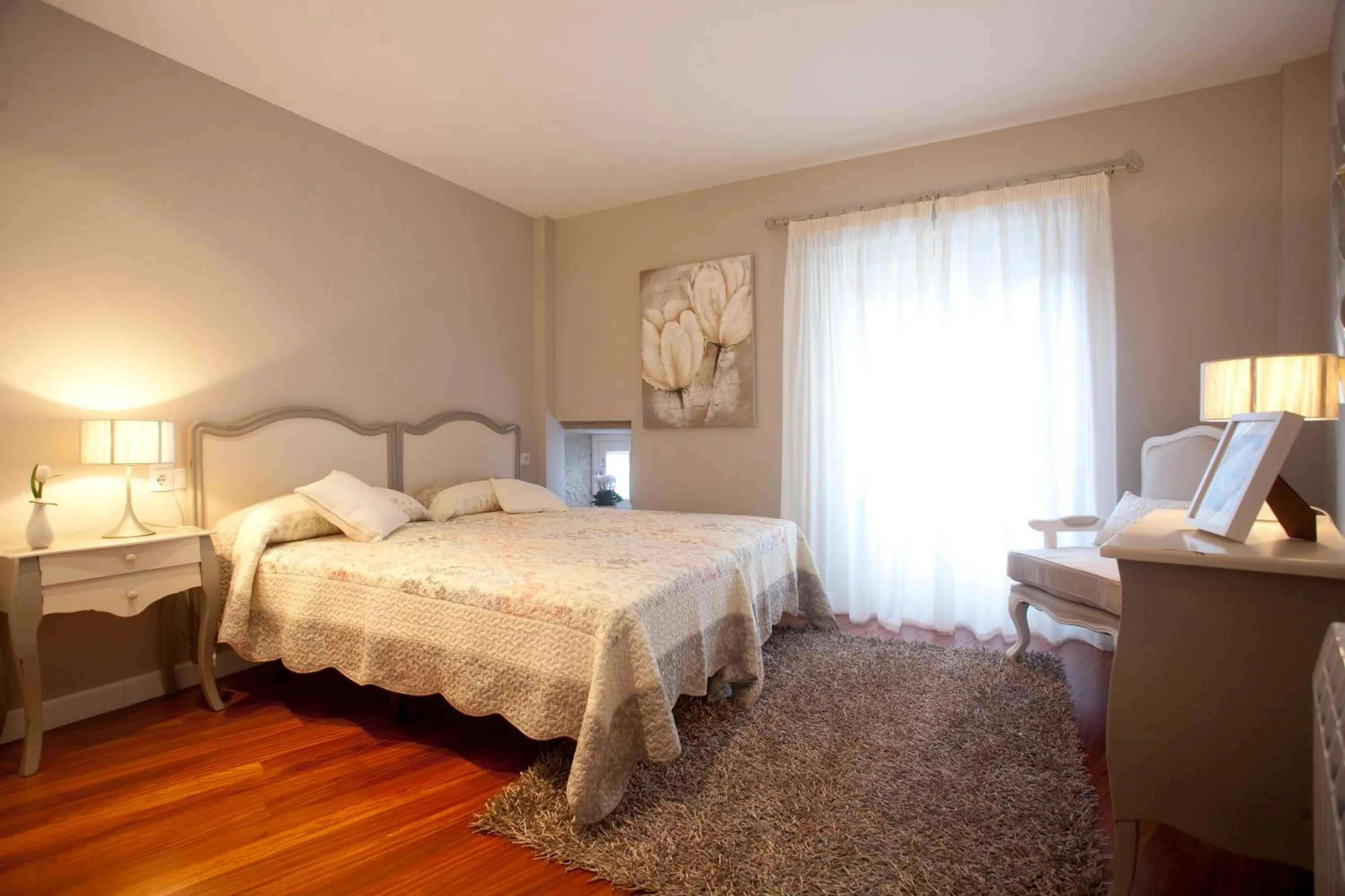 Bedroom, Bed in Inicia Cruceiro do Galo