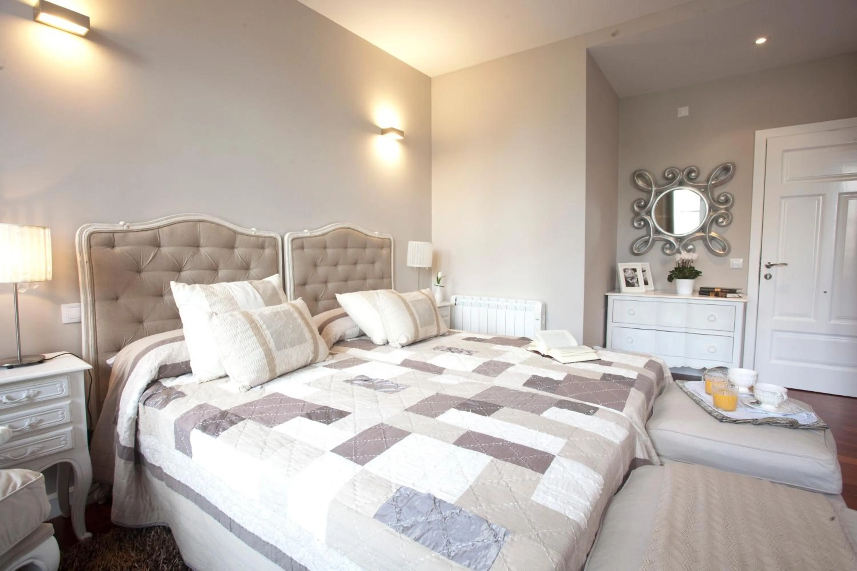 Bedroom, Bed in Inicia Cruceiro do Galo