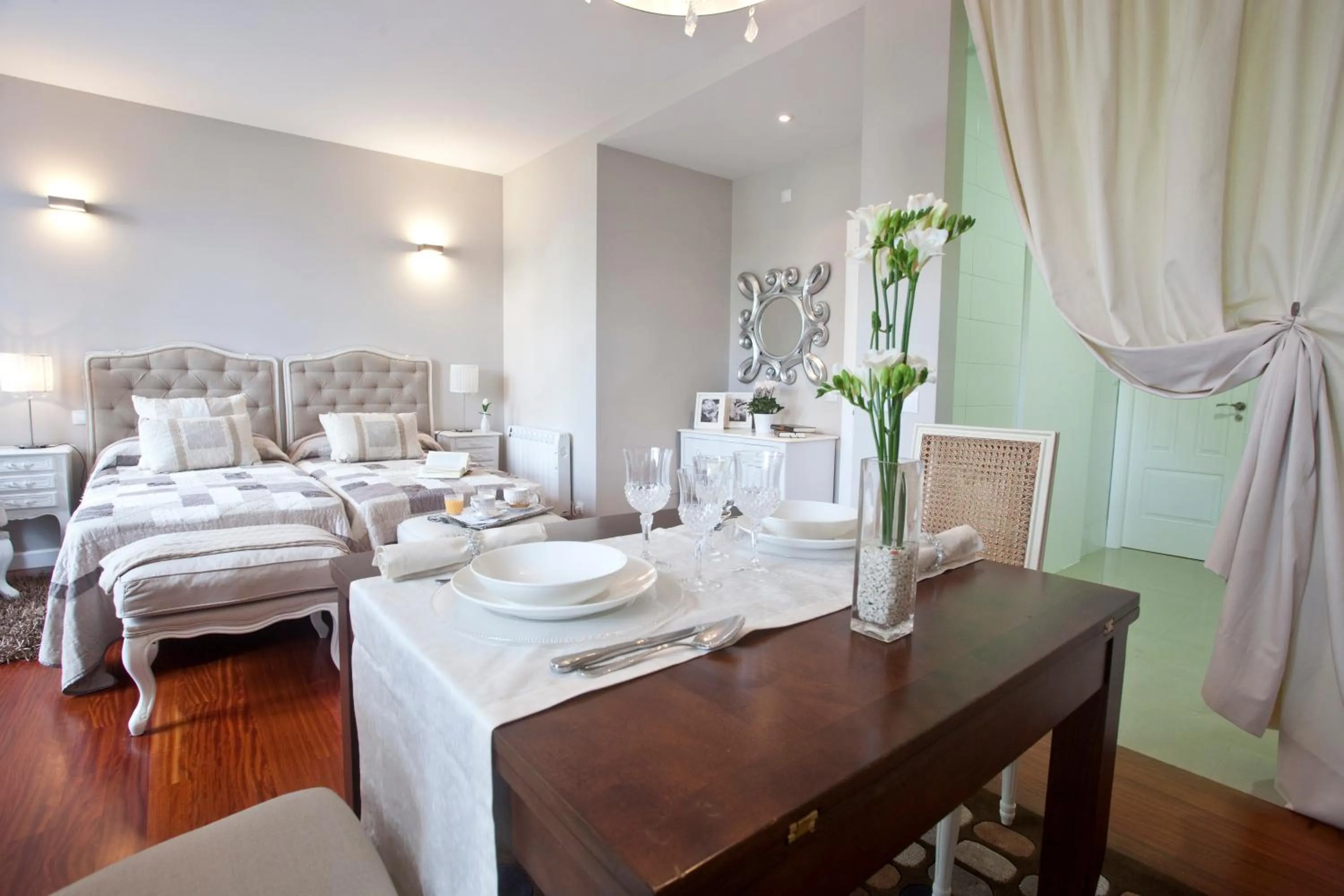 Bedroom, Bed in Inicia Cruceiro do Galo