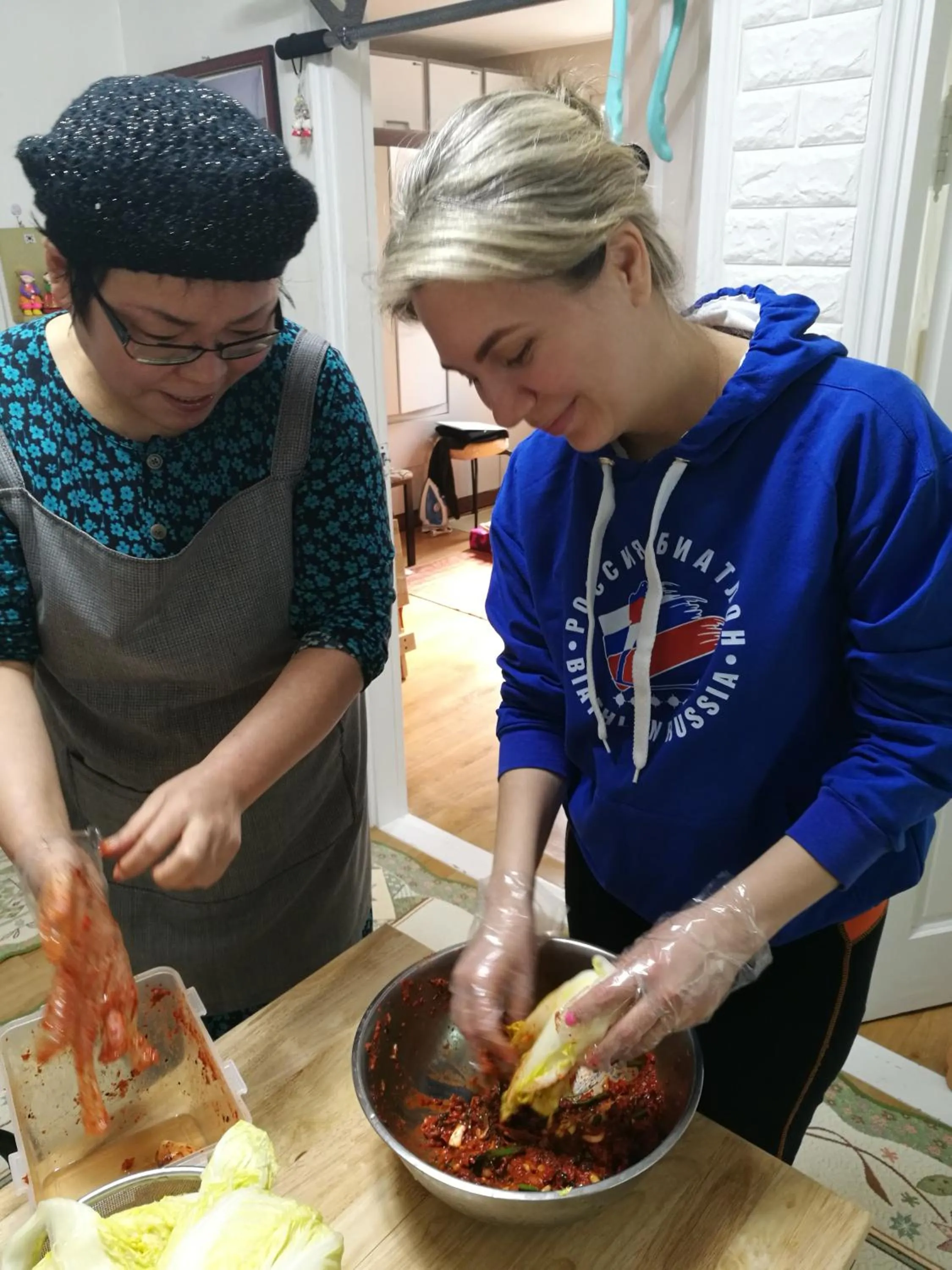 Kitchen or kitchenette in Homestay Eve