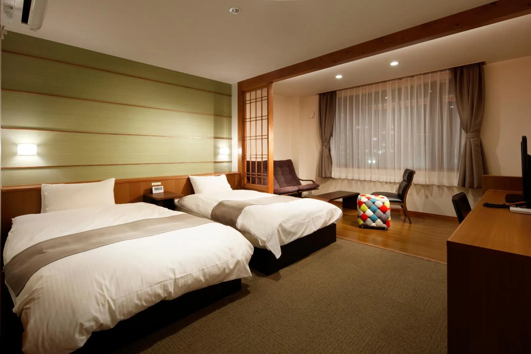 Photo of the whole room, Bed in Yunokawa Onsen Emi Hakodateya