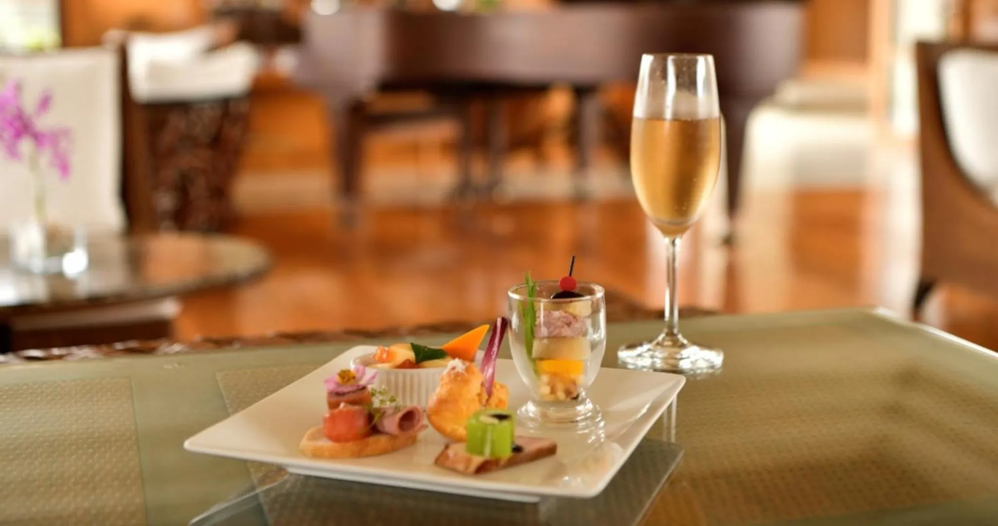 Lounge or bar in The Uza Terrace Beach Club Villas