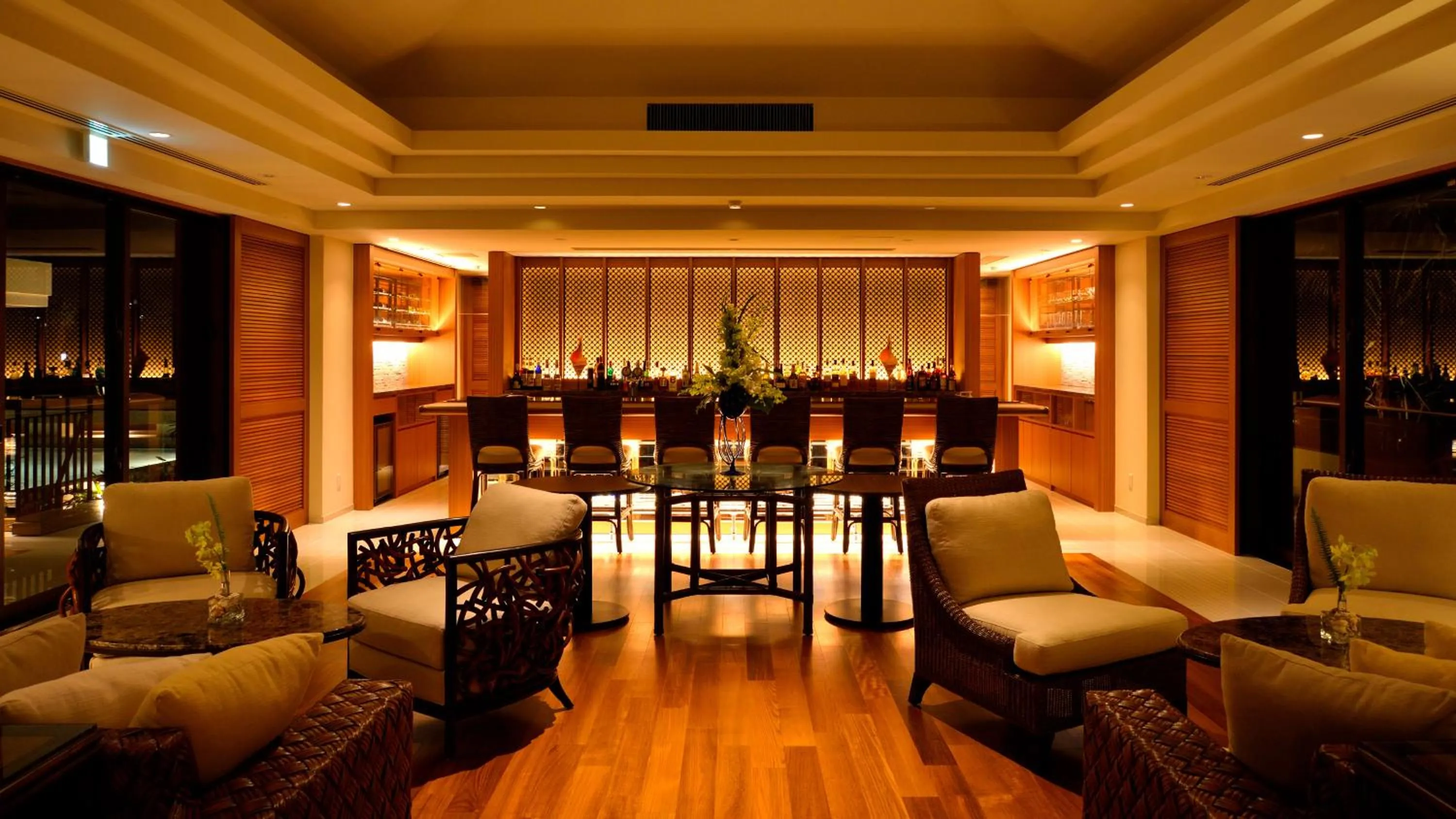 Lounge or bar in The Uza Terrace Beach Club Villas