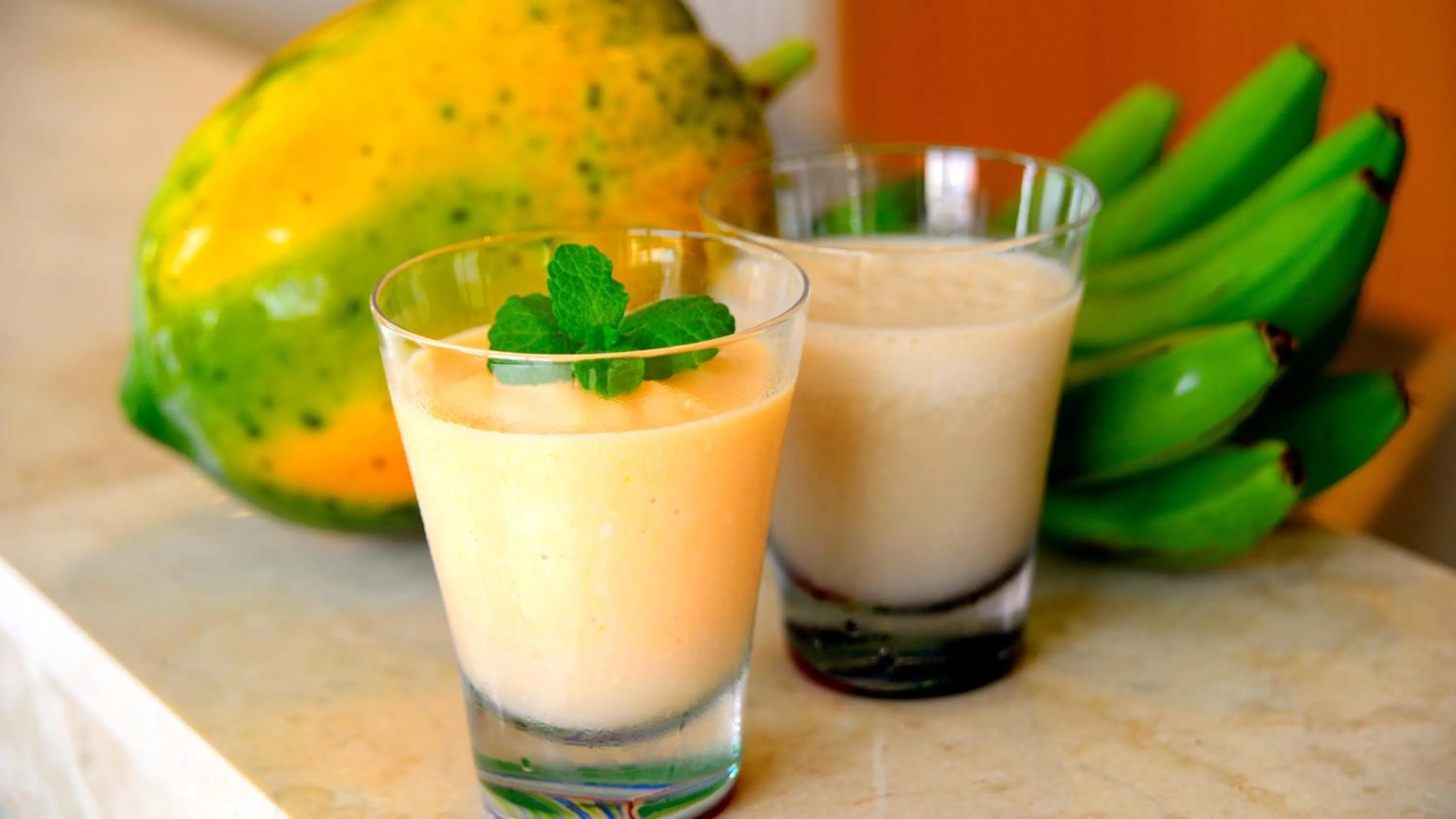 Drinks in The Uza Terrace Beach Club Villas