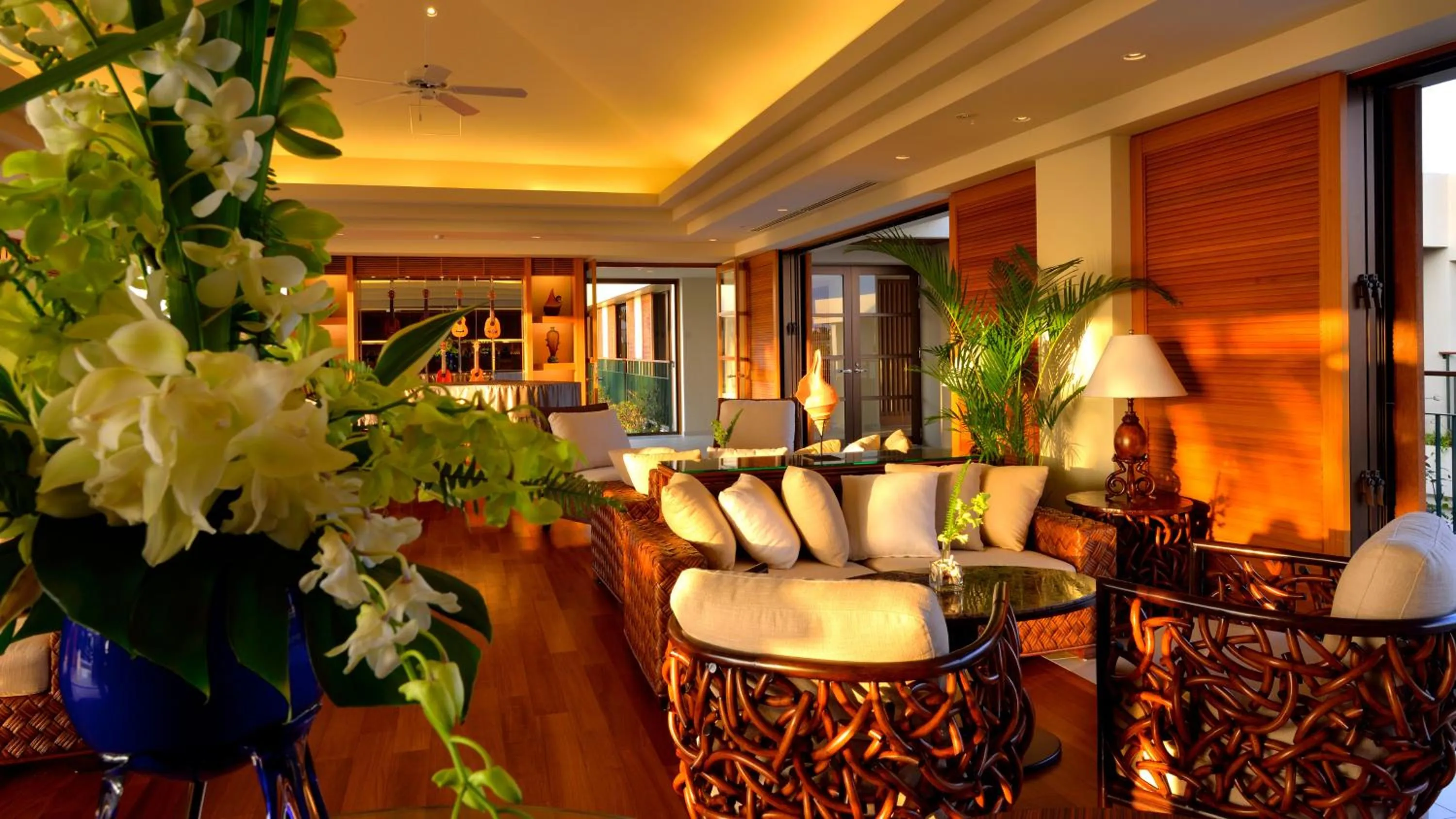 Lounge or bar in The Uza Terrace Beach Club Villas