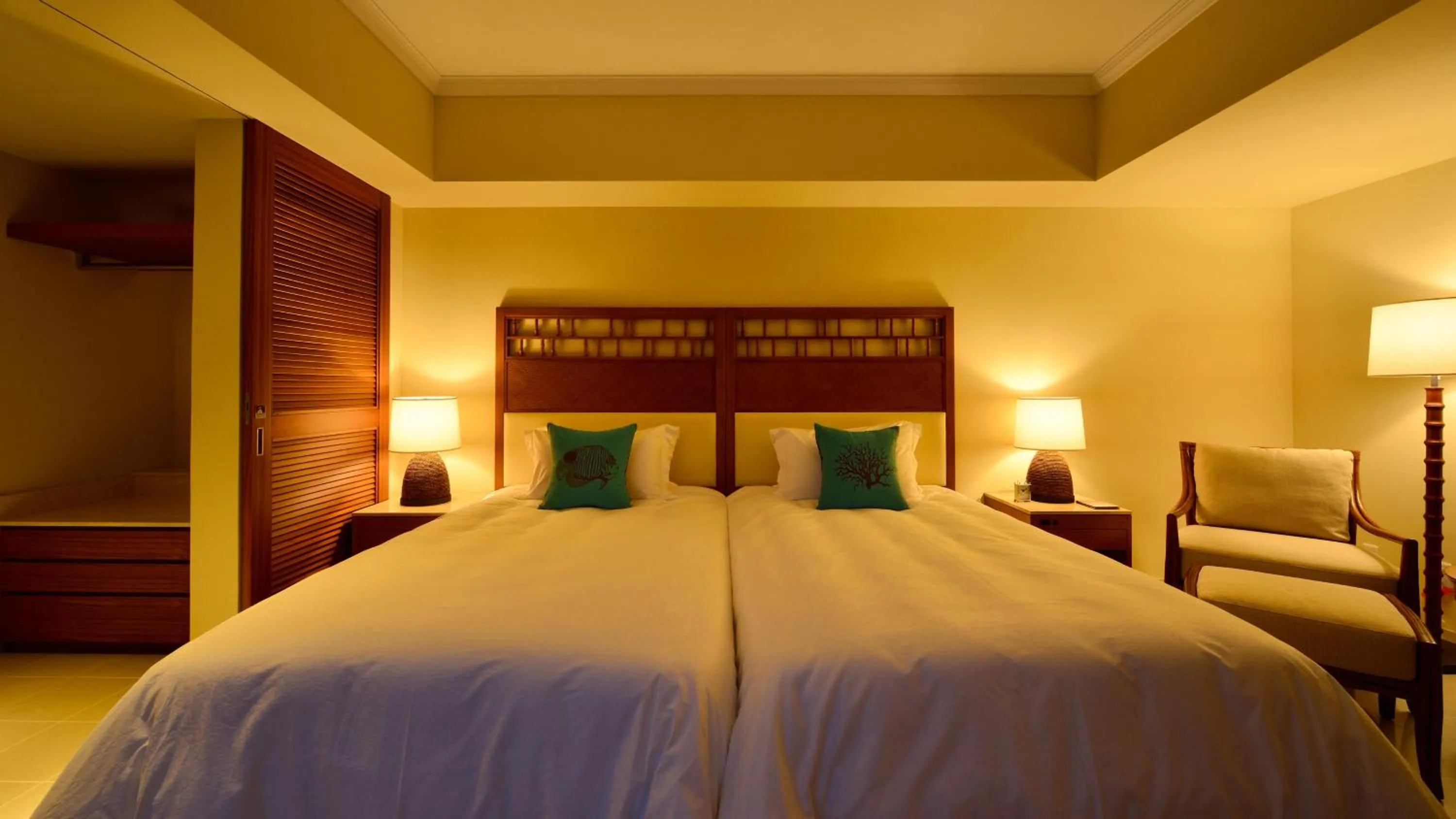 Bed in The Uza Terrace Beach Club Villas