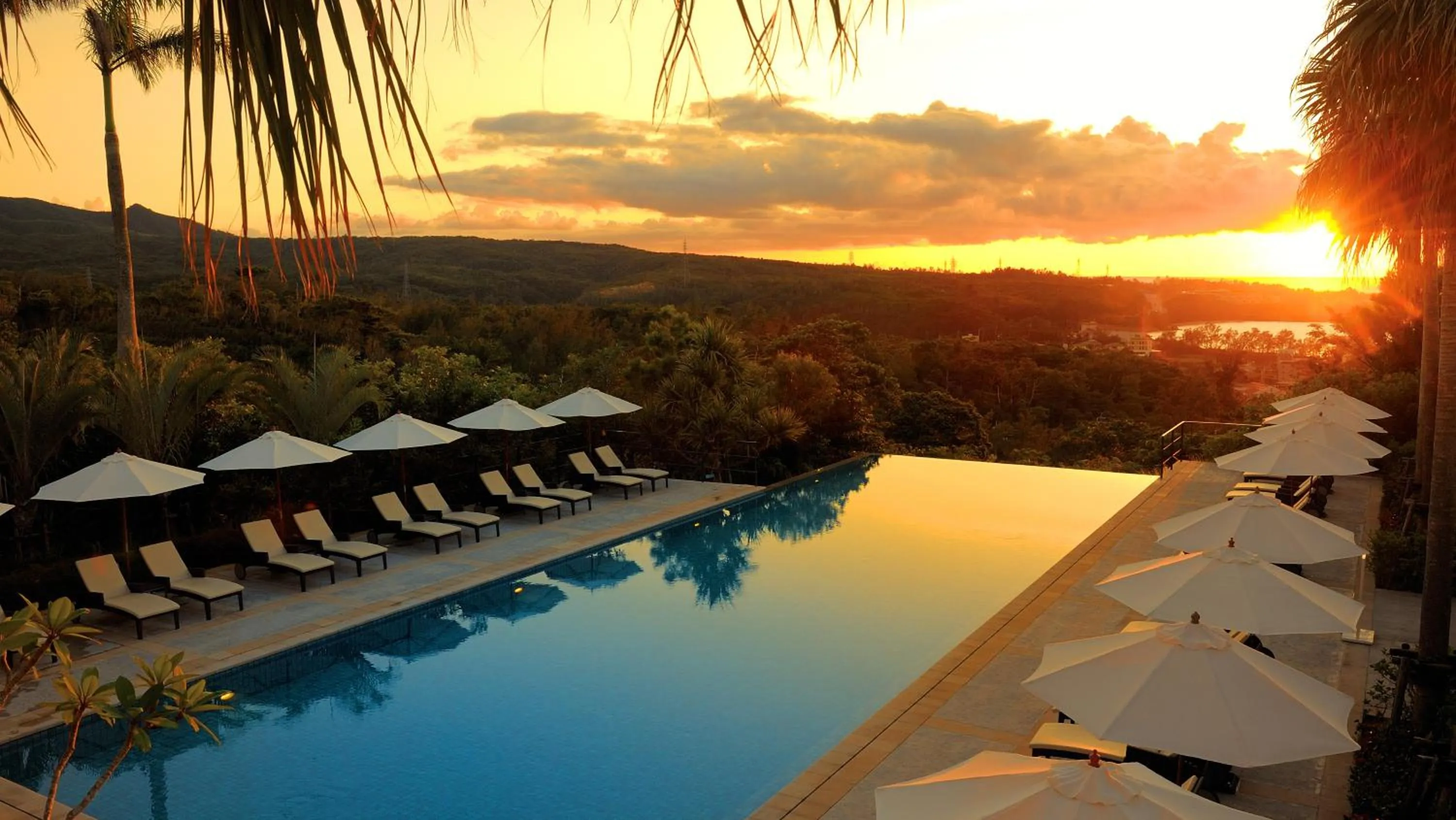 Swimming pool in The Atta Terrace Club Towers