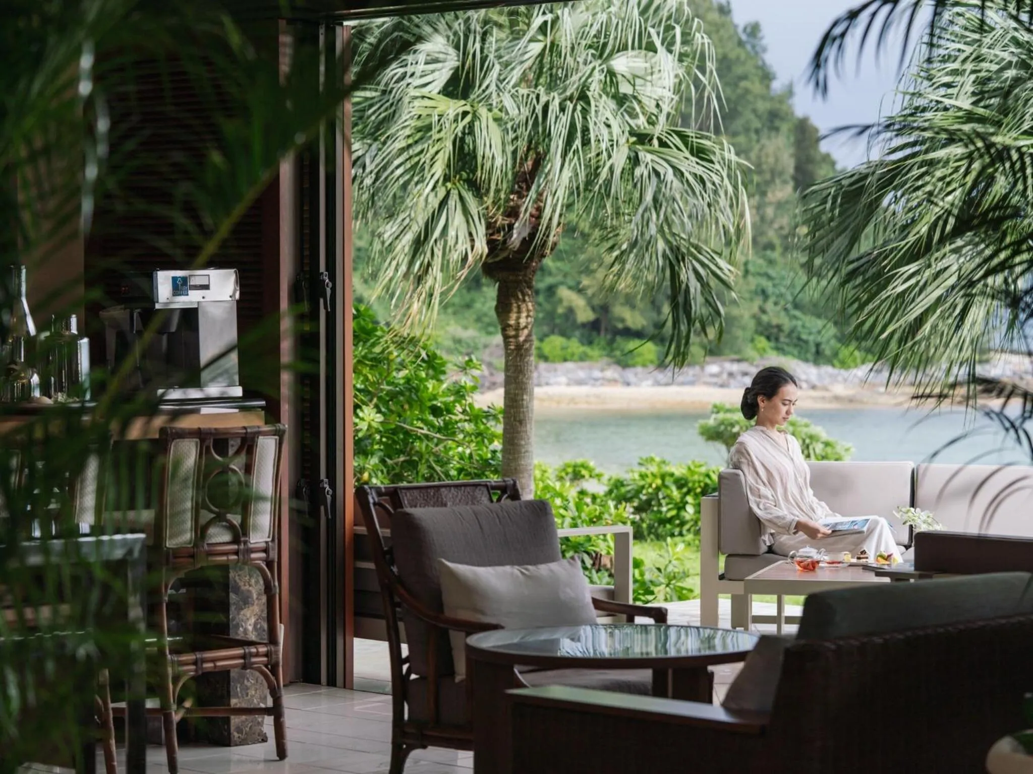 Lounge or bar in The Terrace Club Wellness Thalasso At Busena