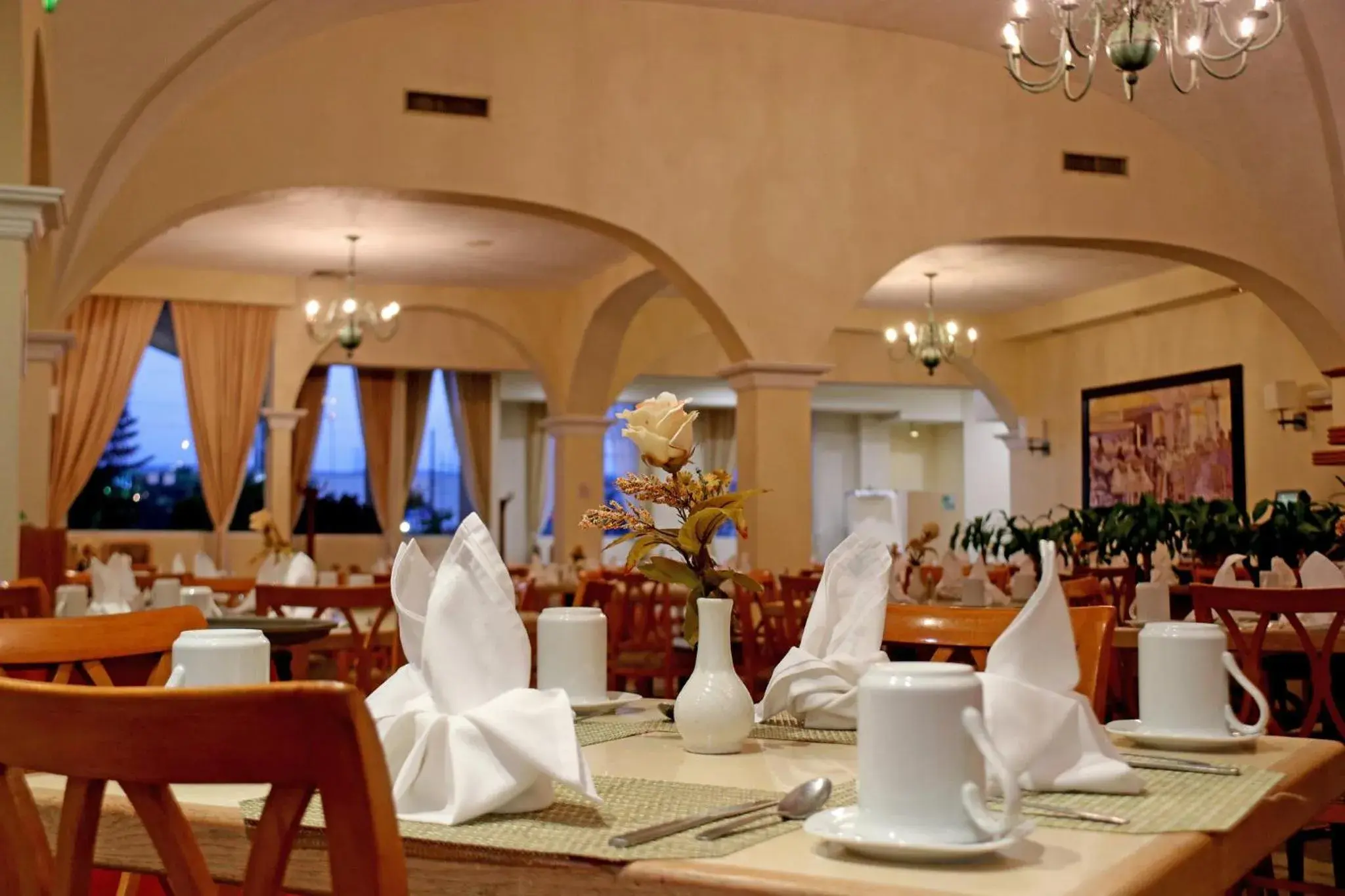 Restaurant/places to eat in Holiday Inn La Piedad by IHG Restaurant/places to eat in Holiday Inn La Piedad by IHG
