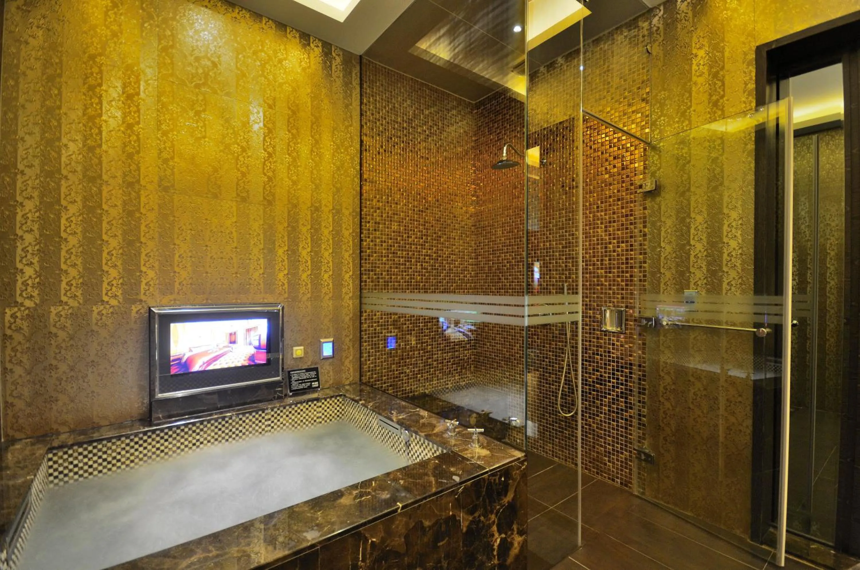 Bathroom in Hea Duenn Motel