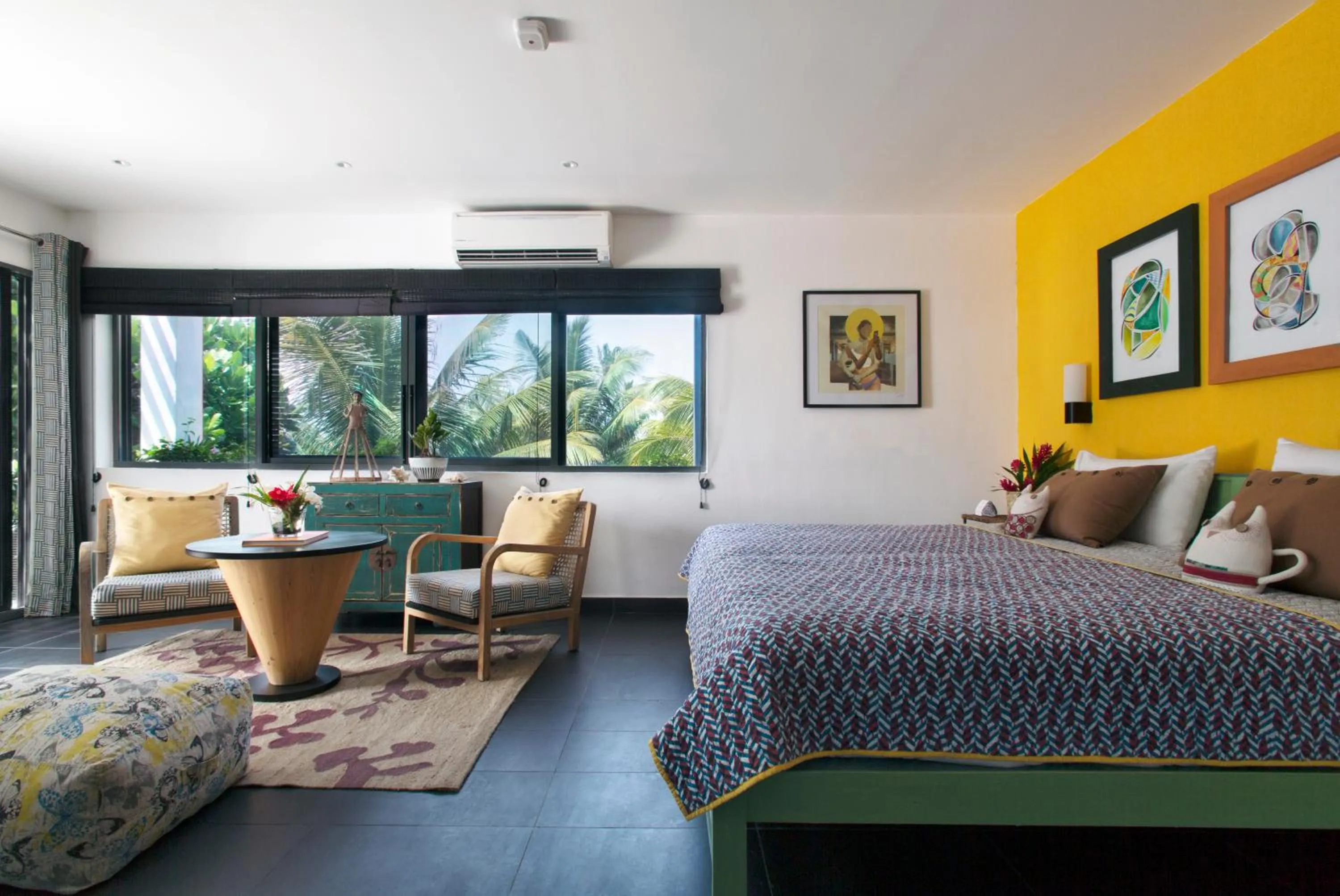 Bedroom, Bed in Owl and the Pussycat Hotel & Restaurant