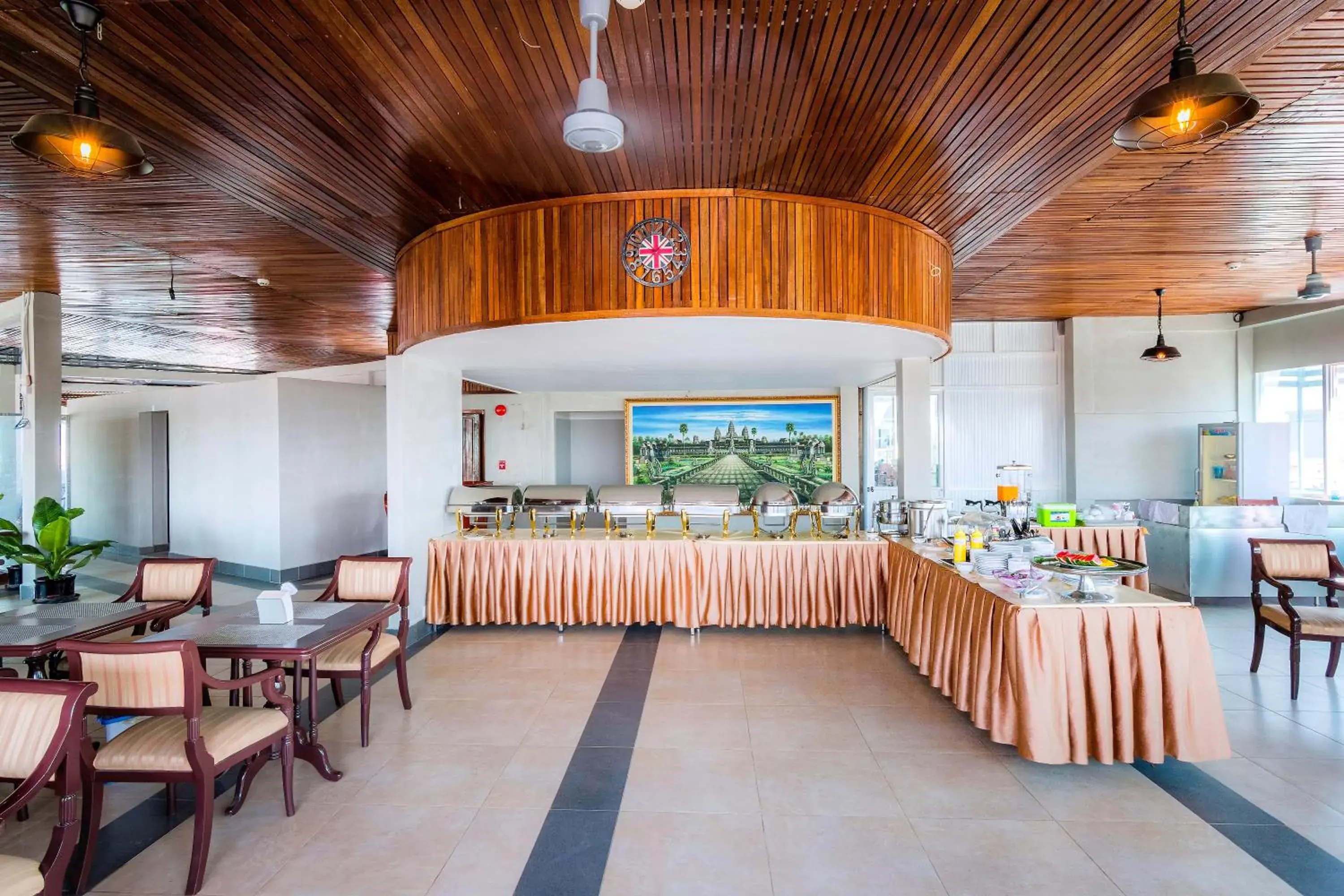 Restaurant/places to eat in Paradise Hotel Restaurant/places to eat in Paradise Hotel