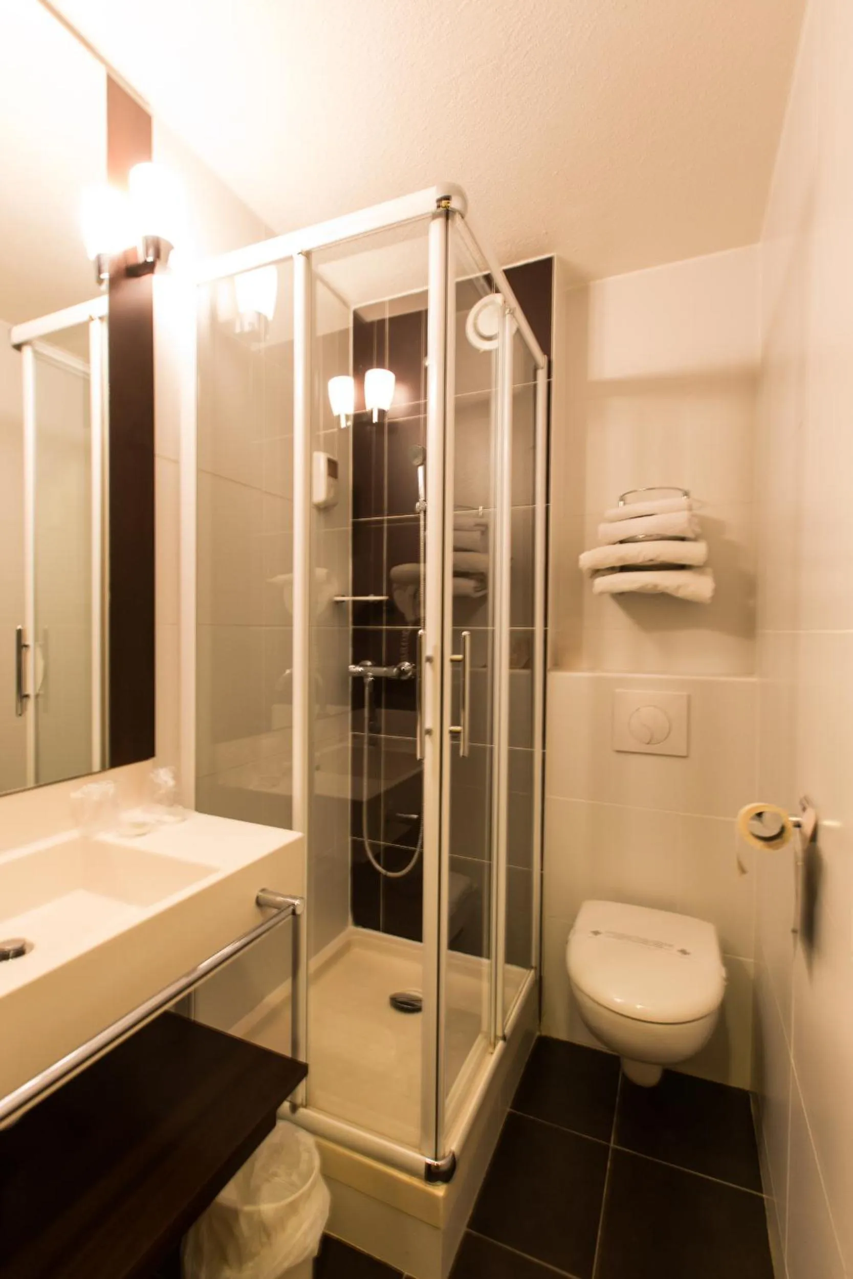 Bathroom in Hotel Inn Design Sedan
