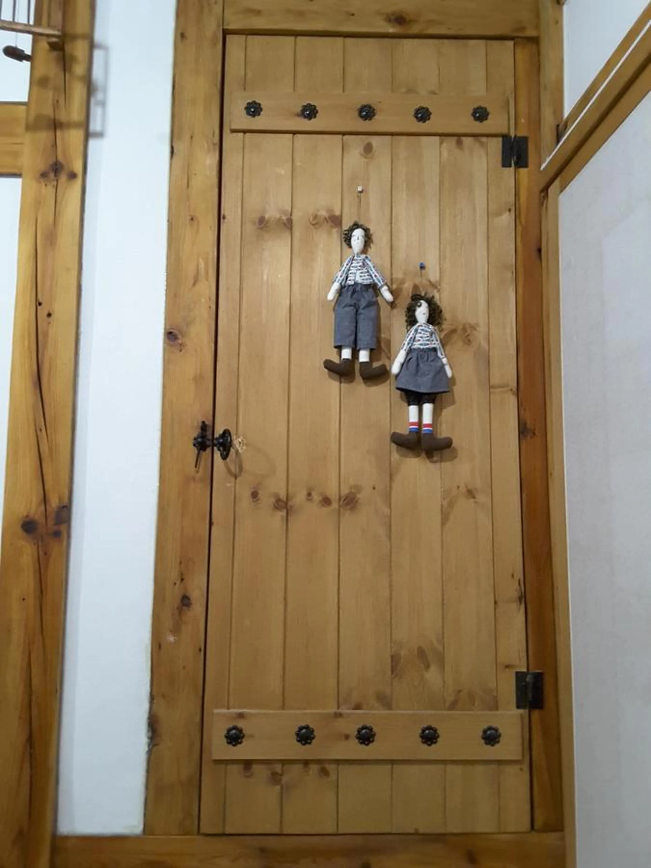 Decorative detail in Yettle Hanok Stay