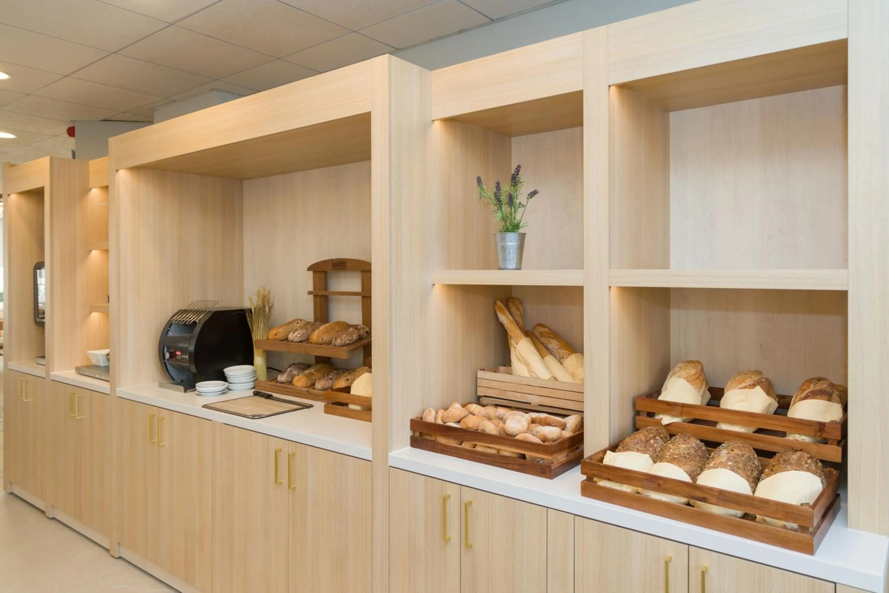 Restaurant/places to eat in Ponient Marinada by PortAventura World