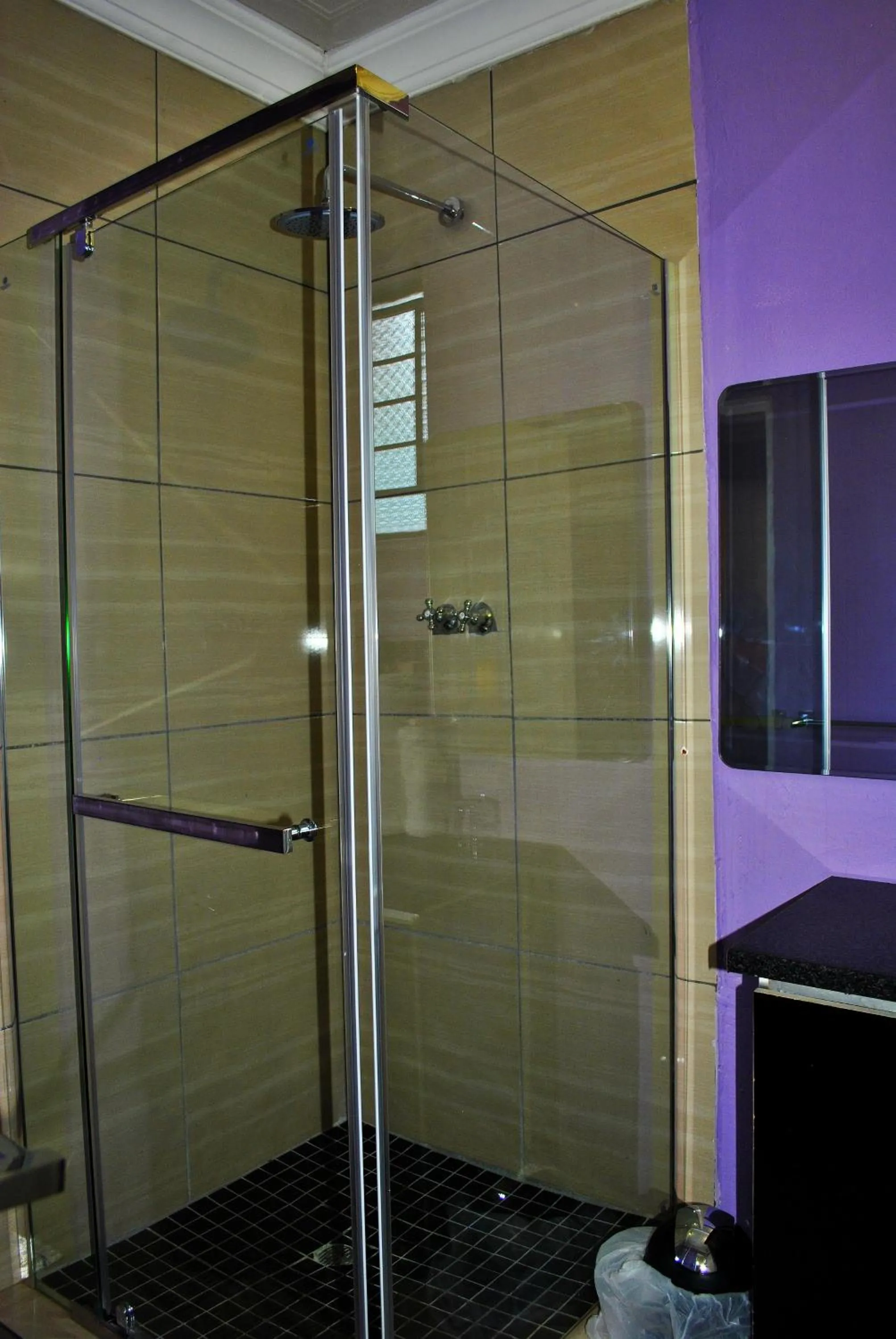 Shower in Lapologa B&B Phalaborwa
