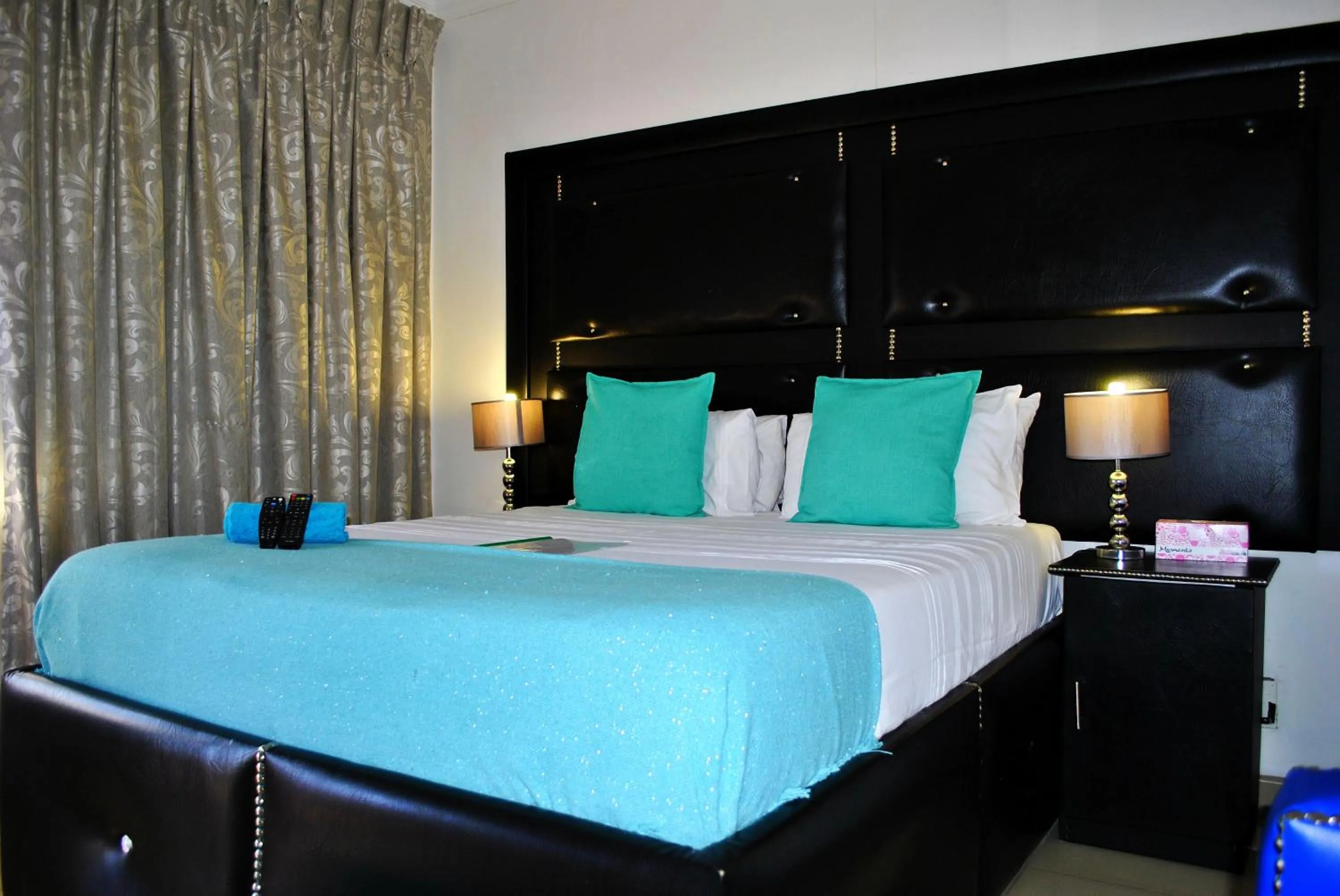 Bedroom, Bed in Lapologa B&B Phalaborwa