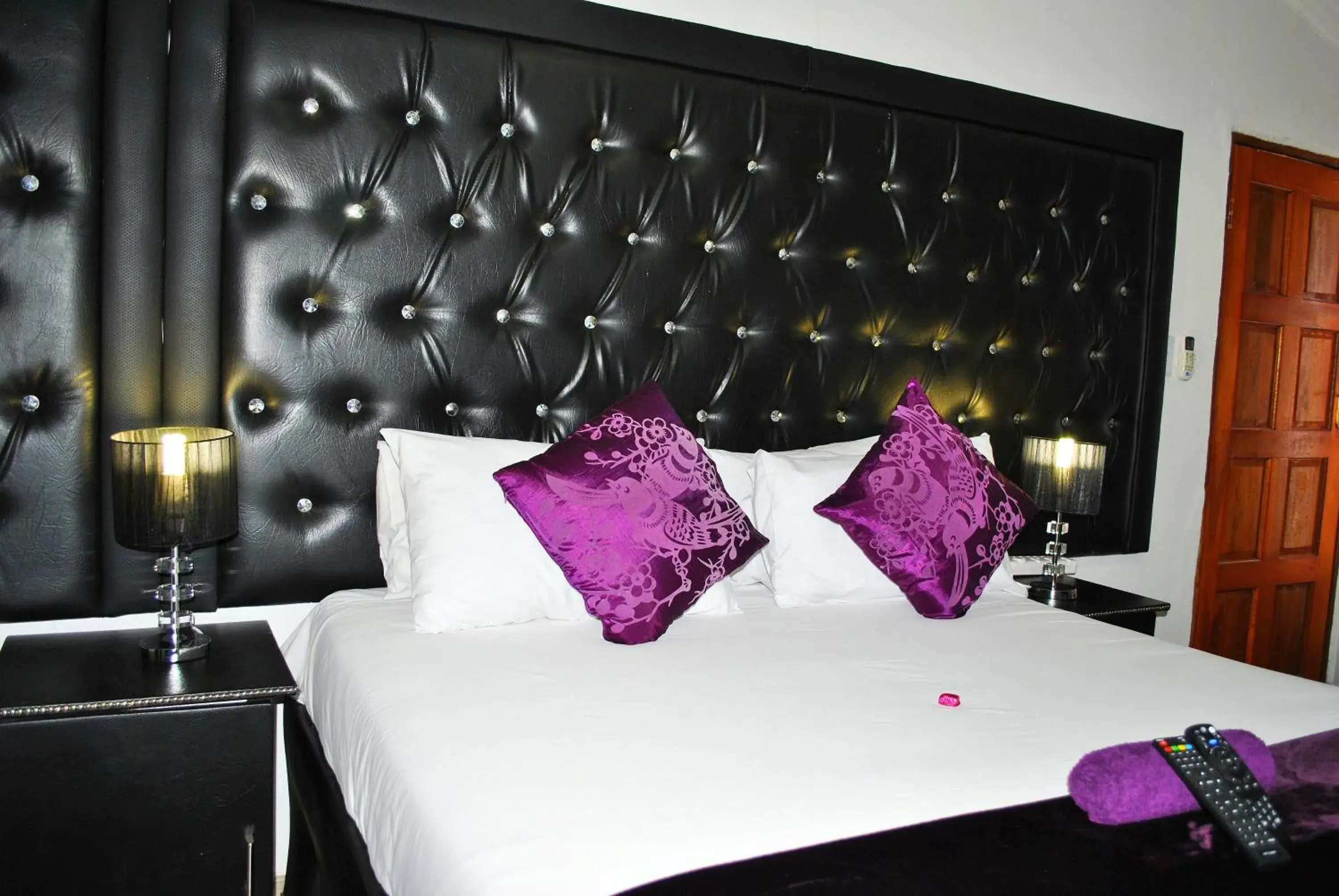 Double Room with Private Bathroom in Lapologa B&B Phalaborwa Double Room with Private Bathroom in Lapologa B&B Phalaborwa