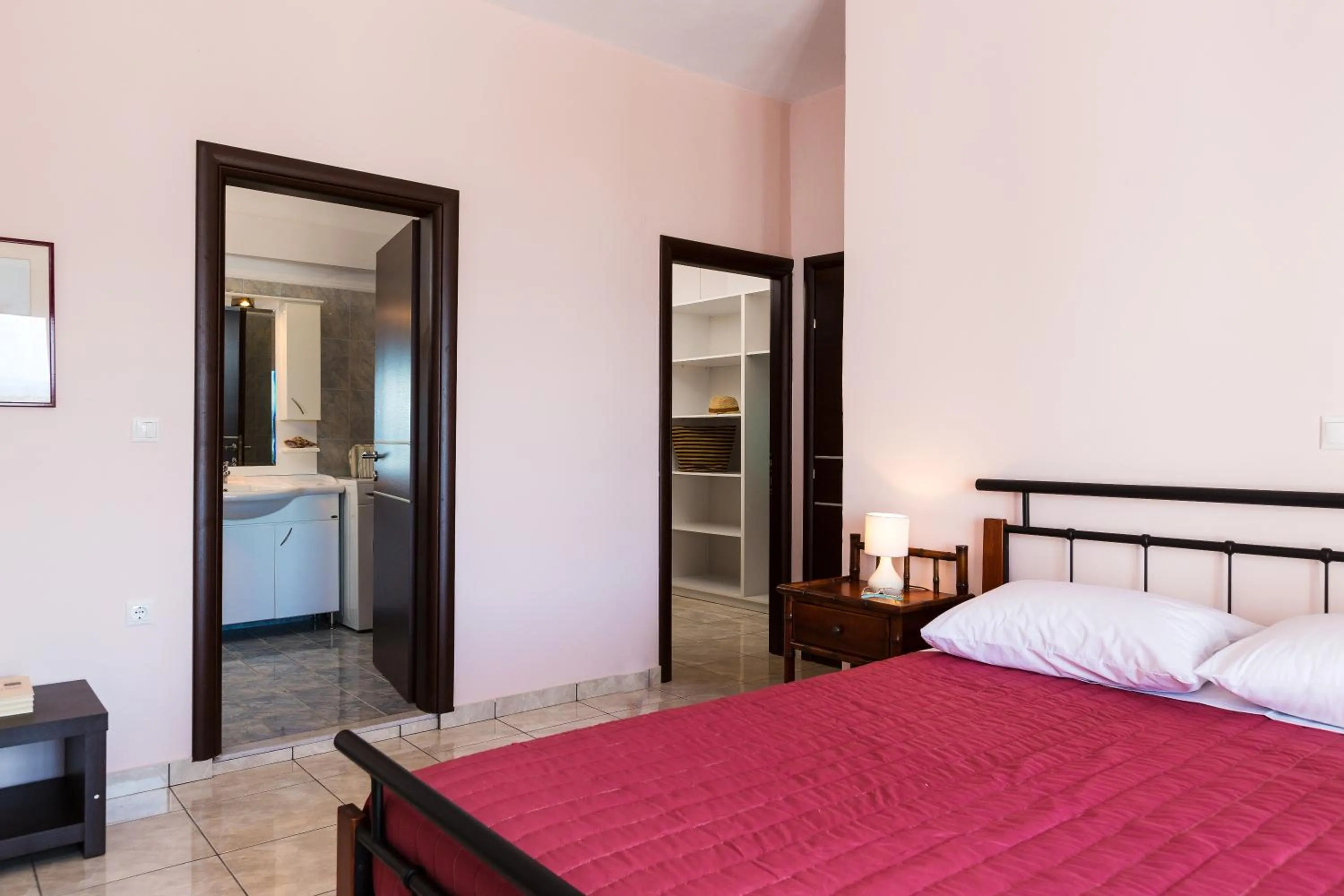 Bedroom, Bed in Kalathas Sunset Villa