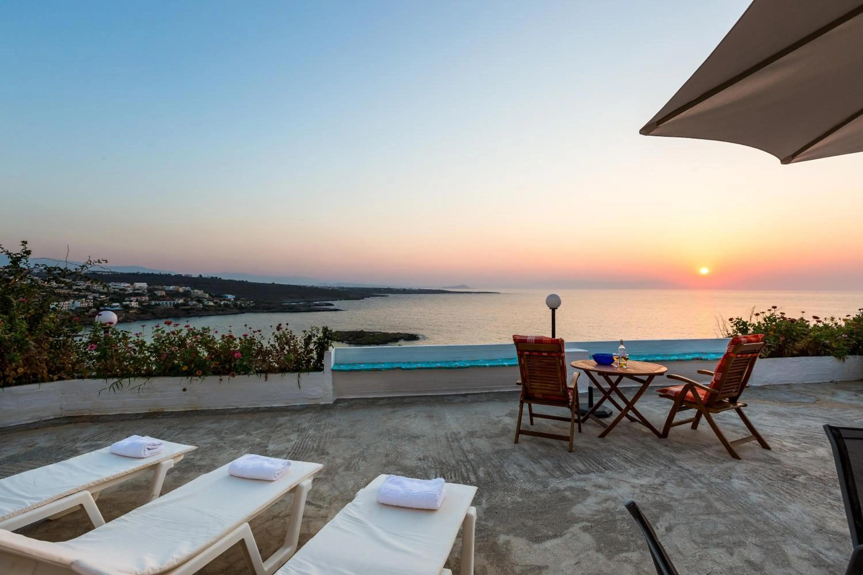 Property building in Kalathas Sunset Villa