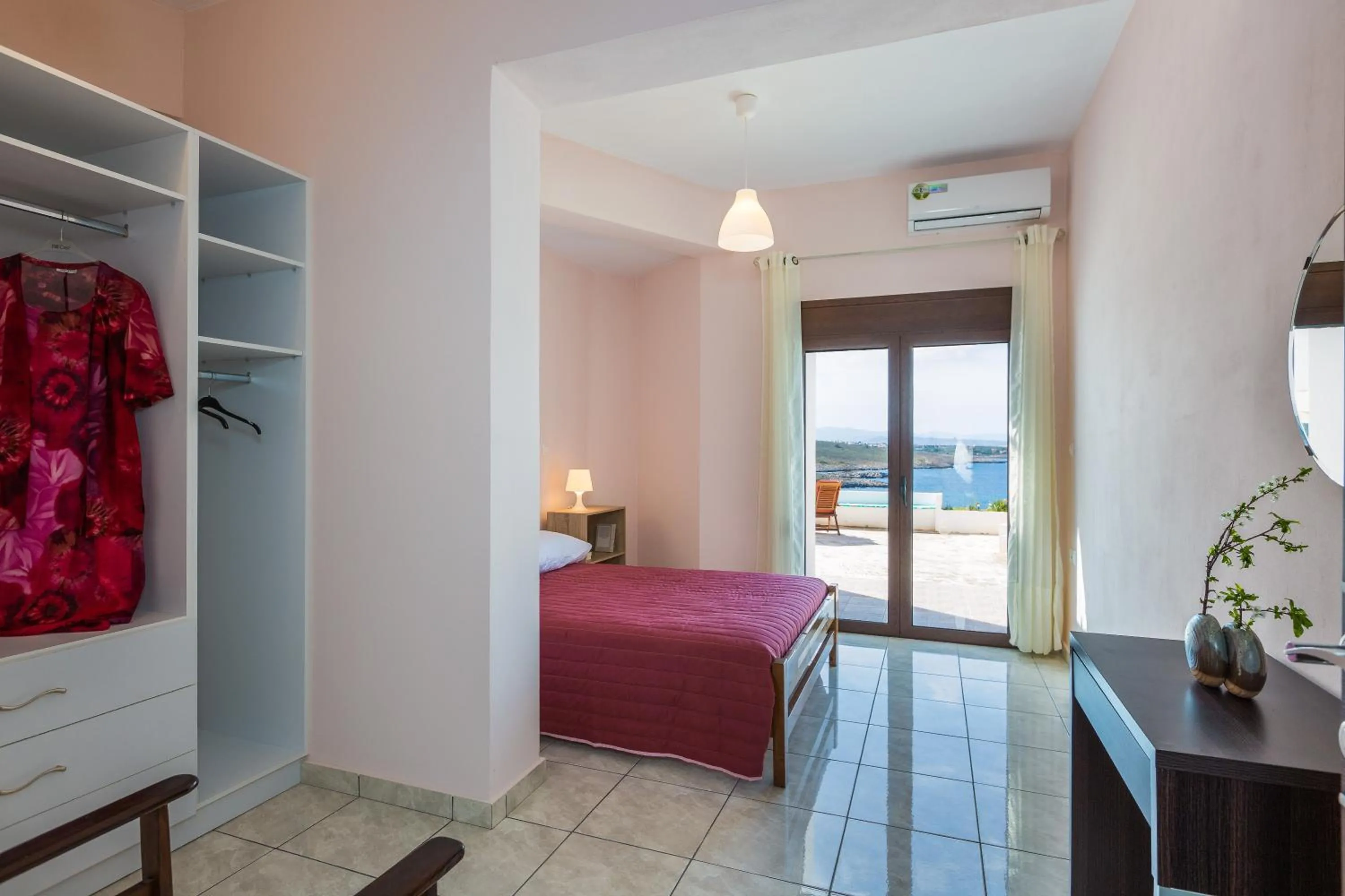 Bedroom, Bed in Kalathas Sunset Villa