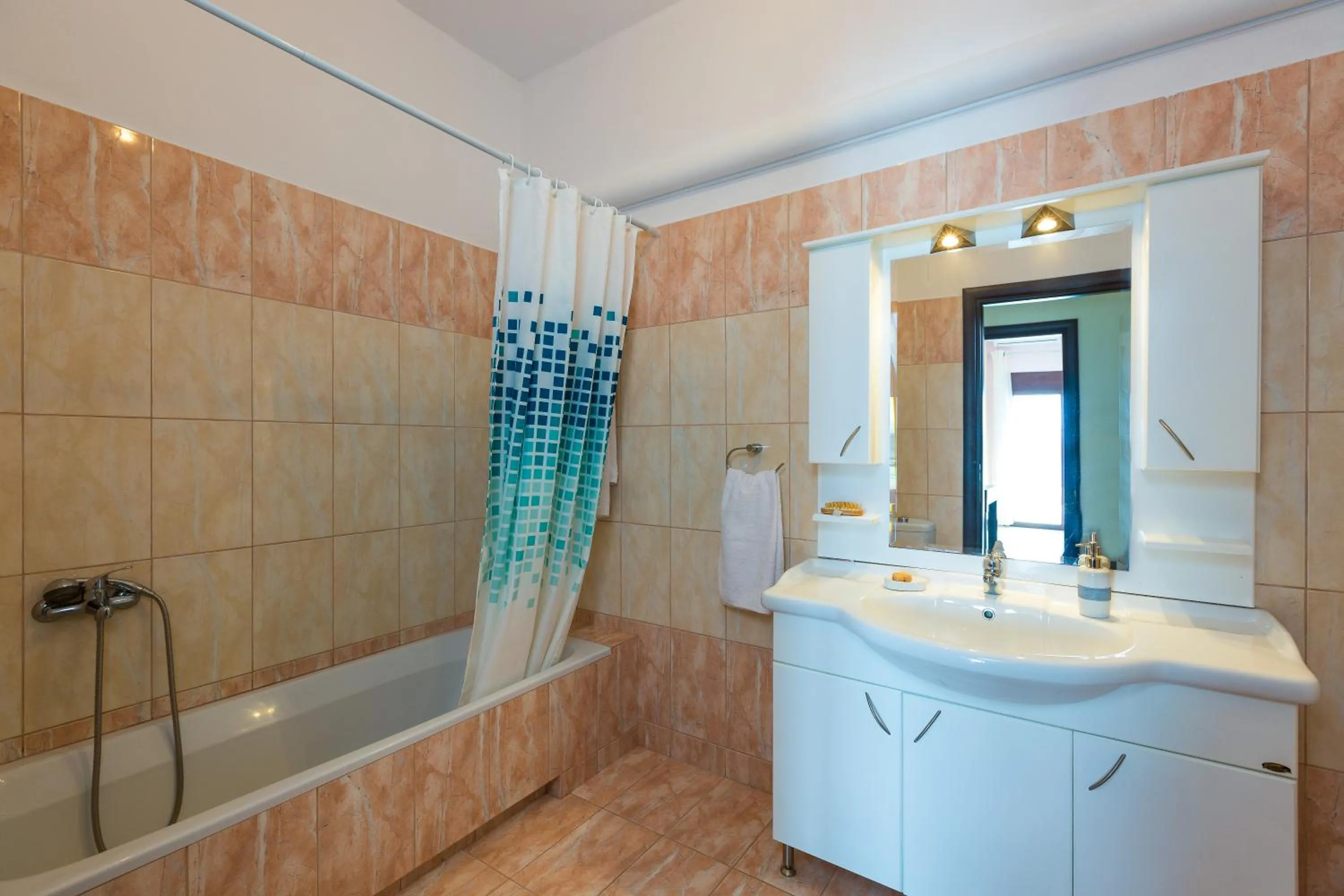 Bathroom in Kalathas Sunset Villa