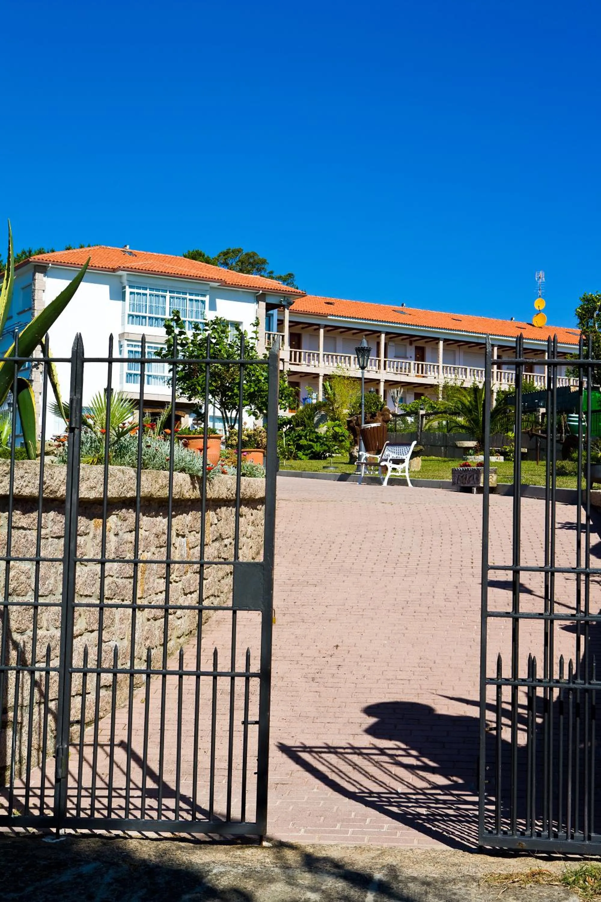 Property building in APARTHOTEL CABICASTRO Tres estrellas superior