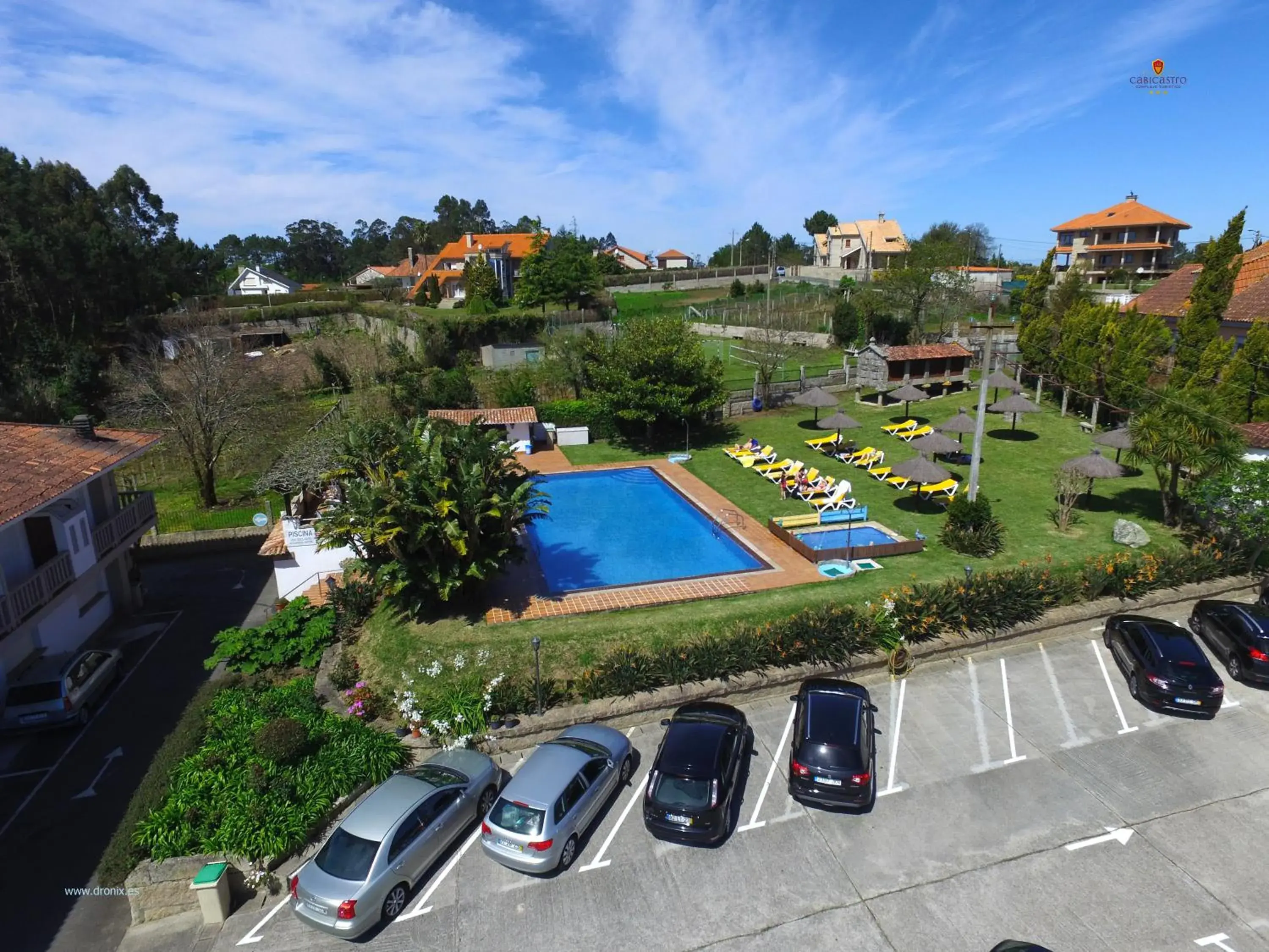Swimming pool in APARTHOTEL CABICASTRO Tres estrellas superior Swimming pool in APARTHOTEL CABICASTRO Tres estrellas superior