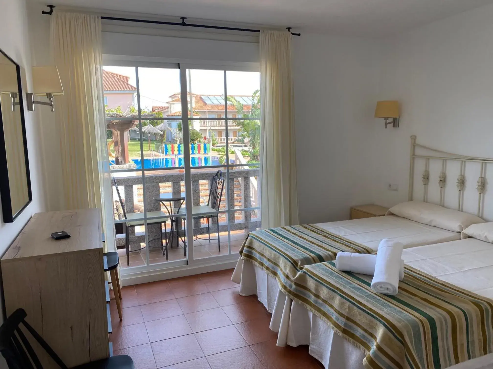 Bedroom, Bed in APARTHOTEL CABICASTRO Tres estrellas superior Bedroom, Bed in APARTHOTEL CABICASTRO Tres estrellas superior