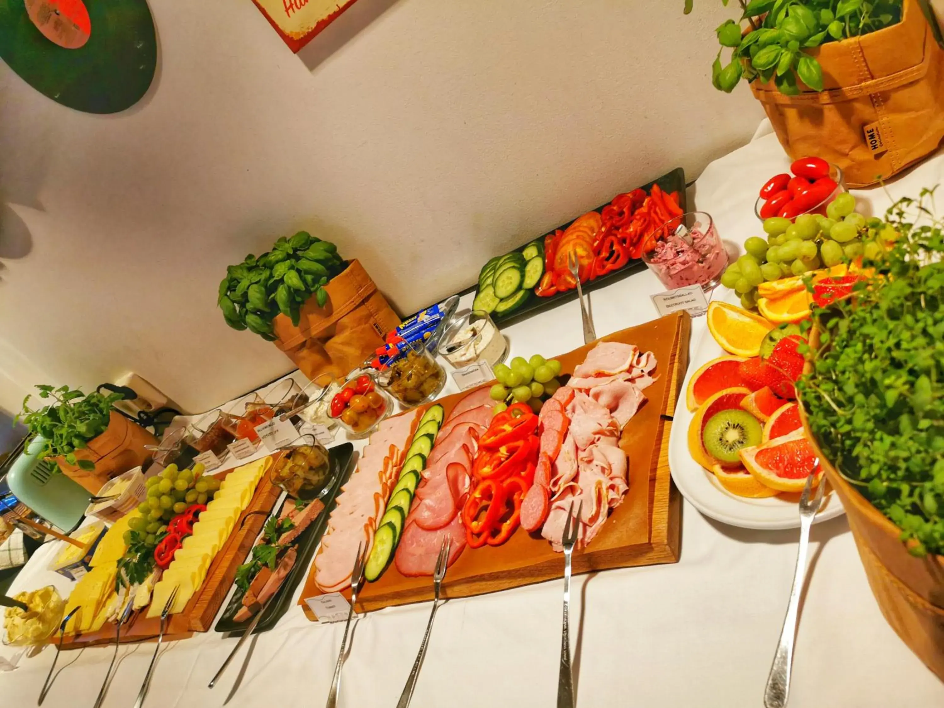 Buffet breakfast in Best Western Hotel 23 Buffet breakfast in Best Western Hotel 23