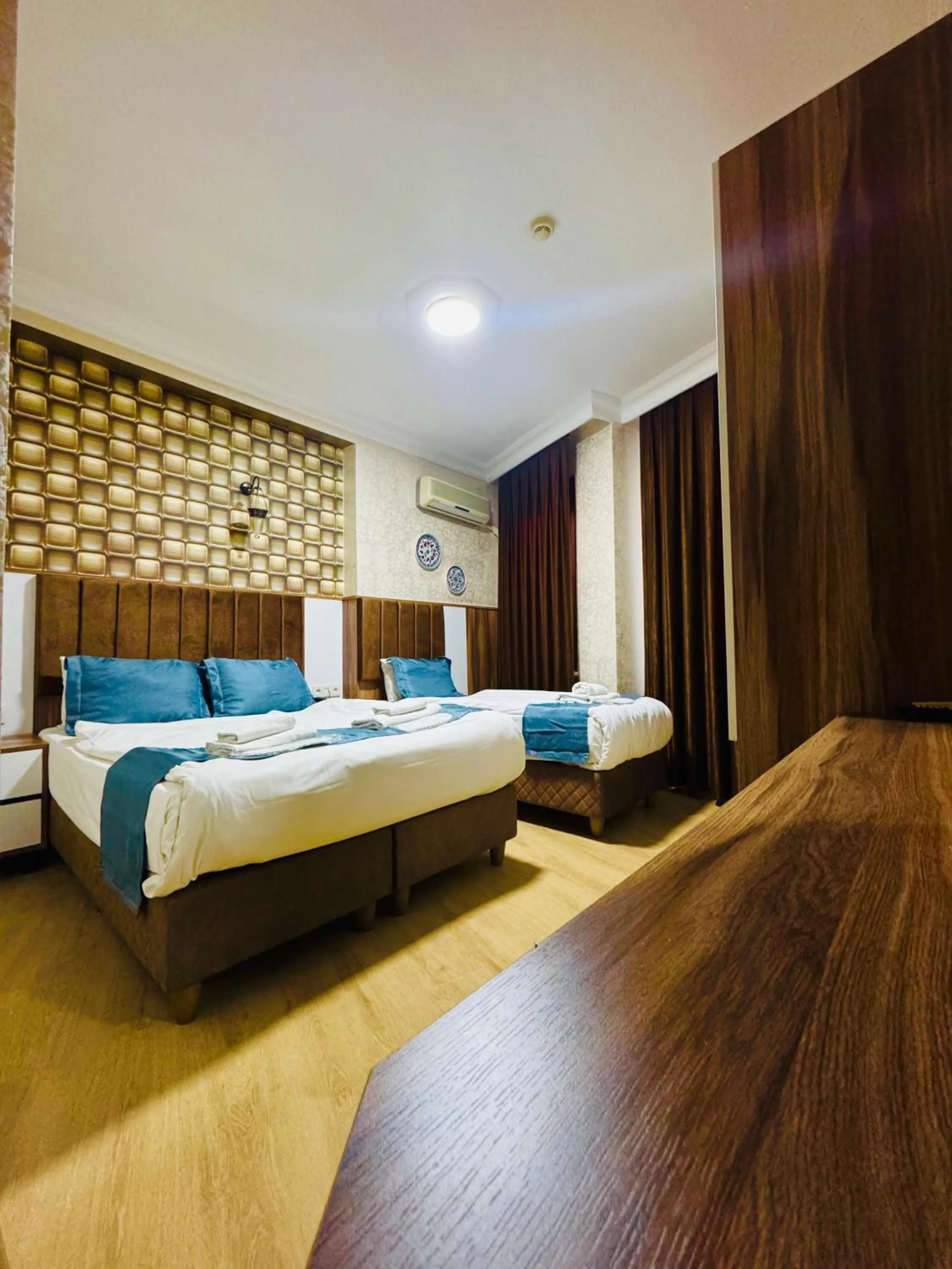 Photo of the whole room, Bed in Art City Hotel Istanbul