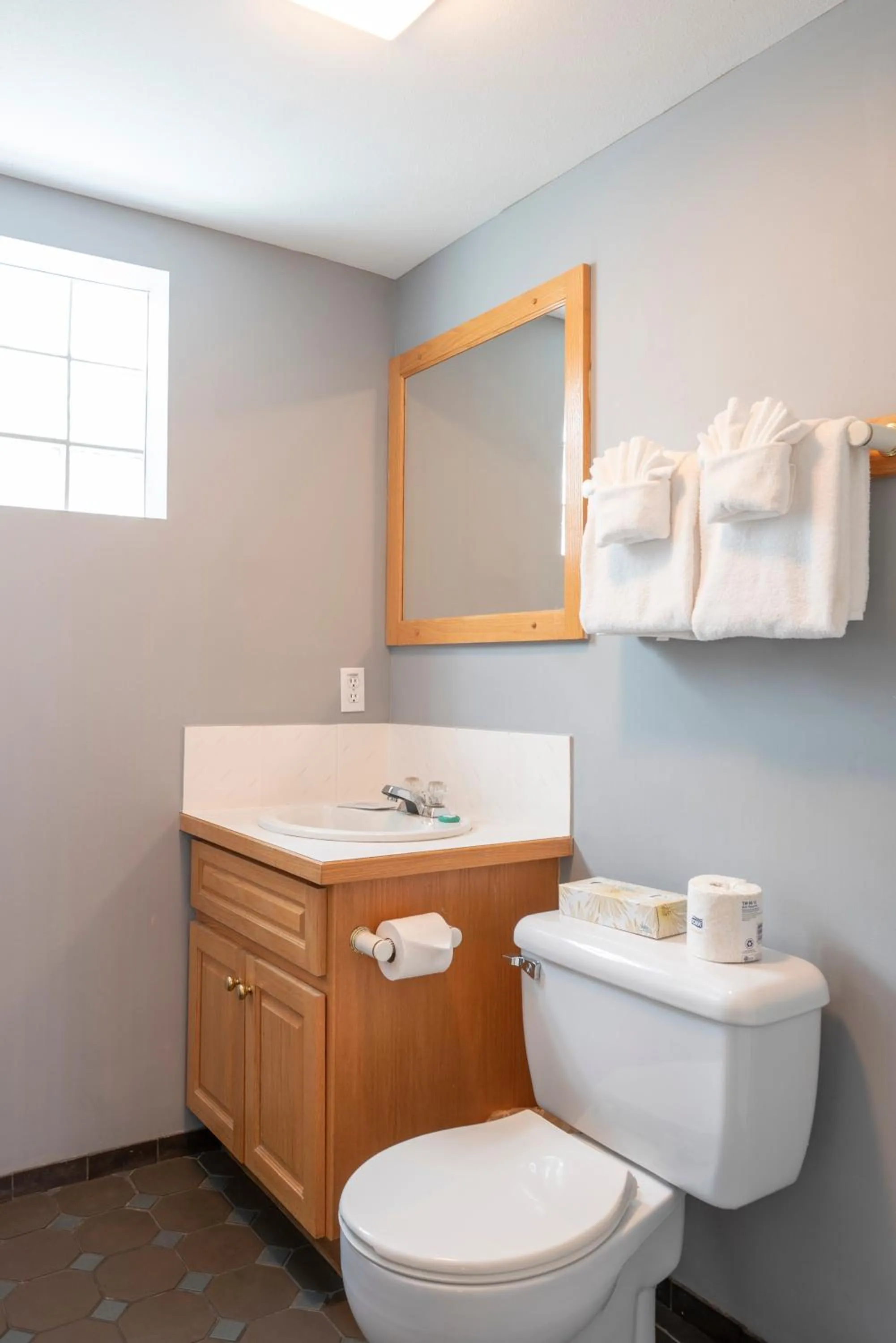 Bathroom in Tiki Shores Inn & Suites