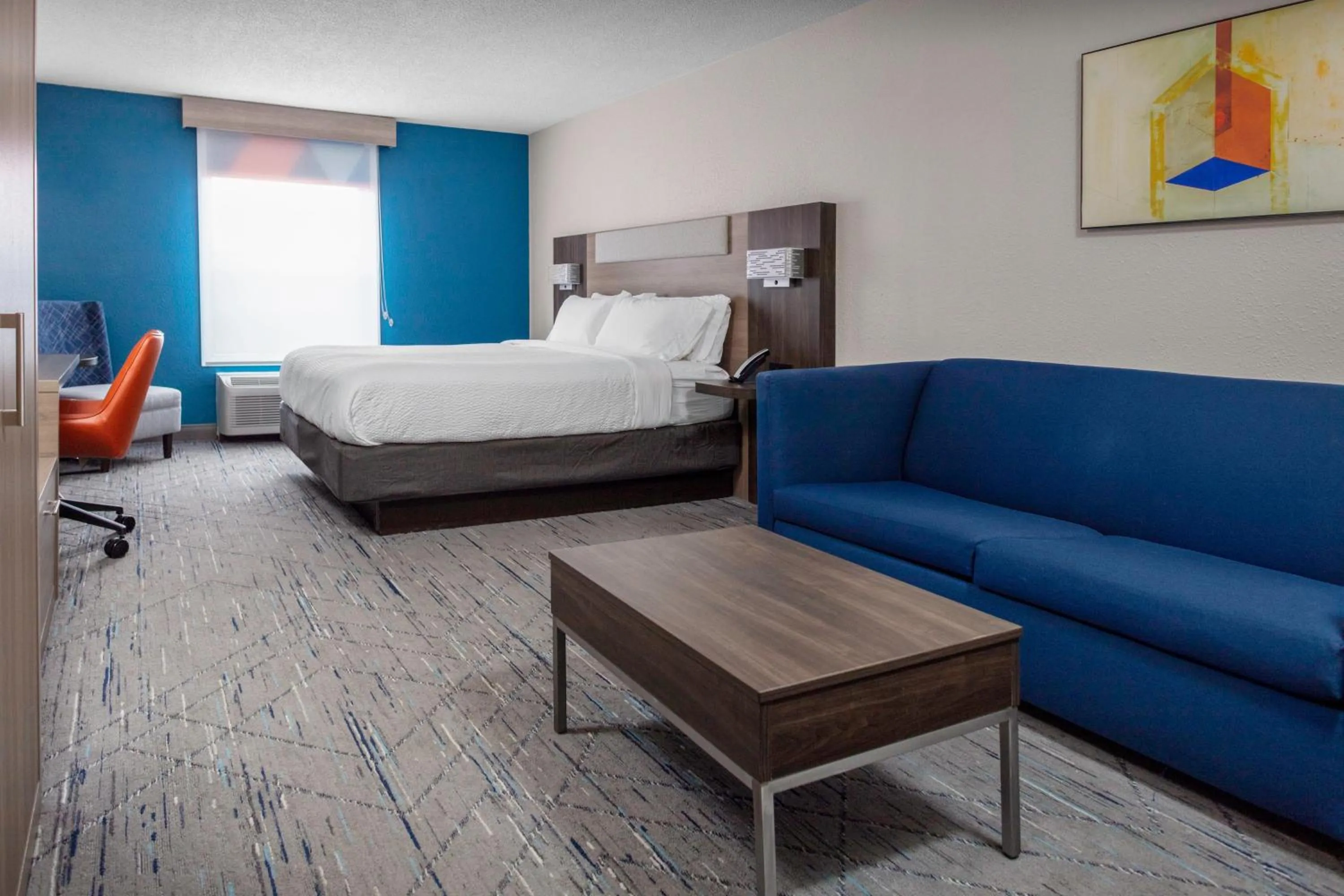 Photo of the whole room in Holiday Inn Express Hotel & Suites Kimball