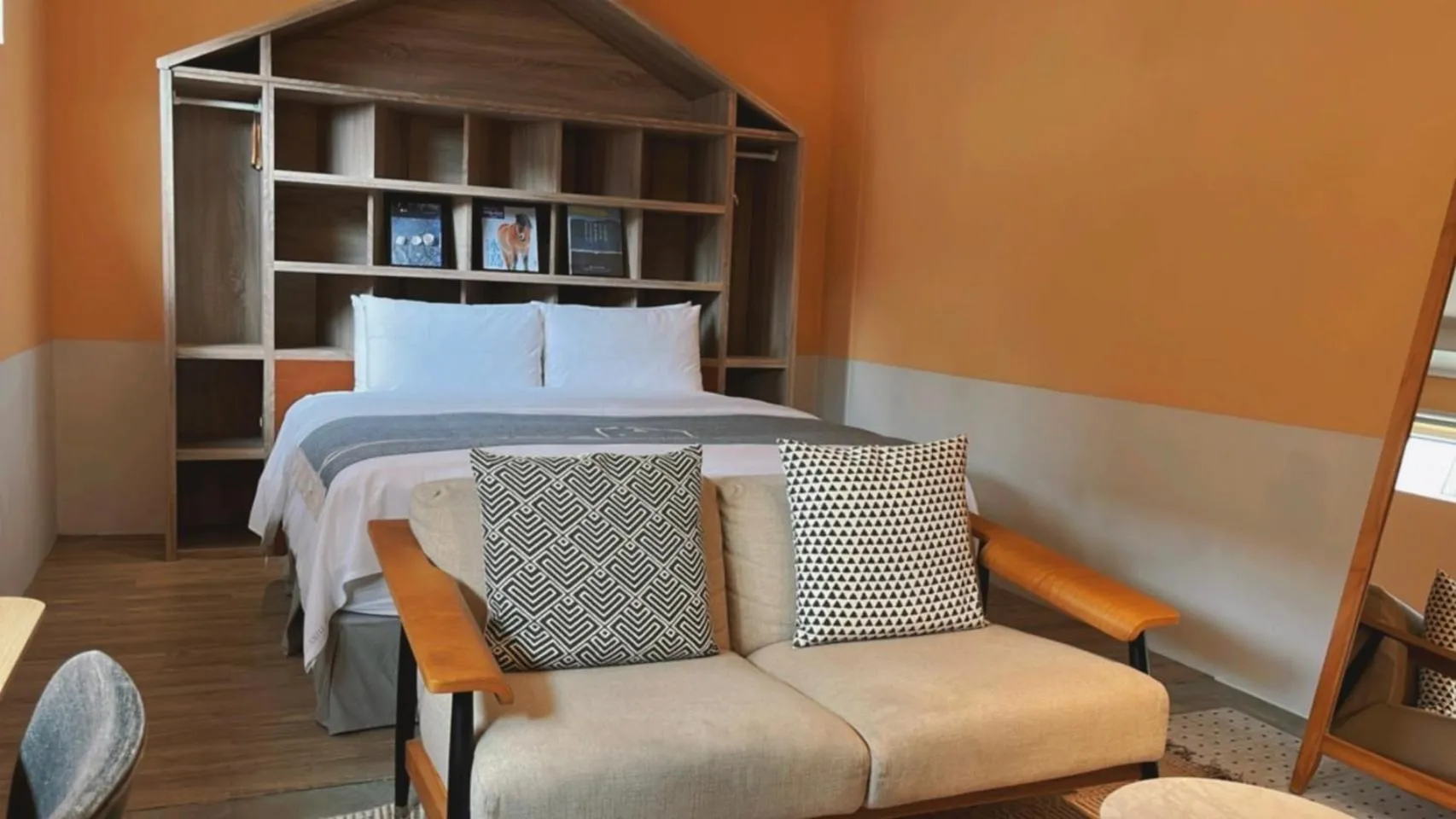 Photo of the whole room, Bed in Chill Roof Hotel