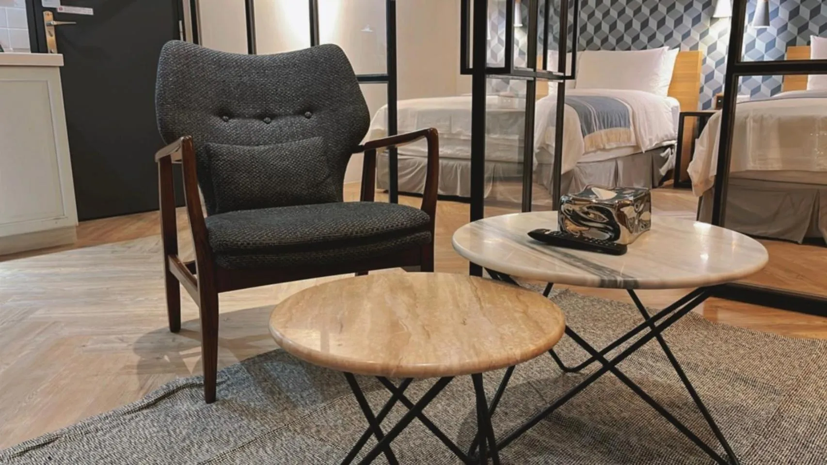 Living room in Chill Roof Hotel