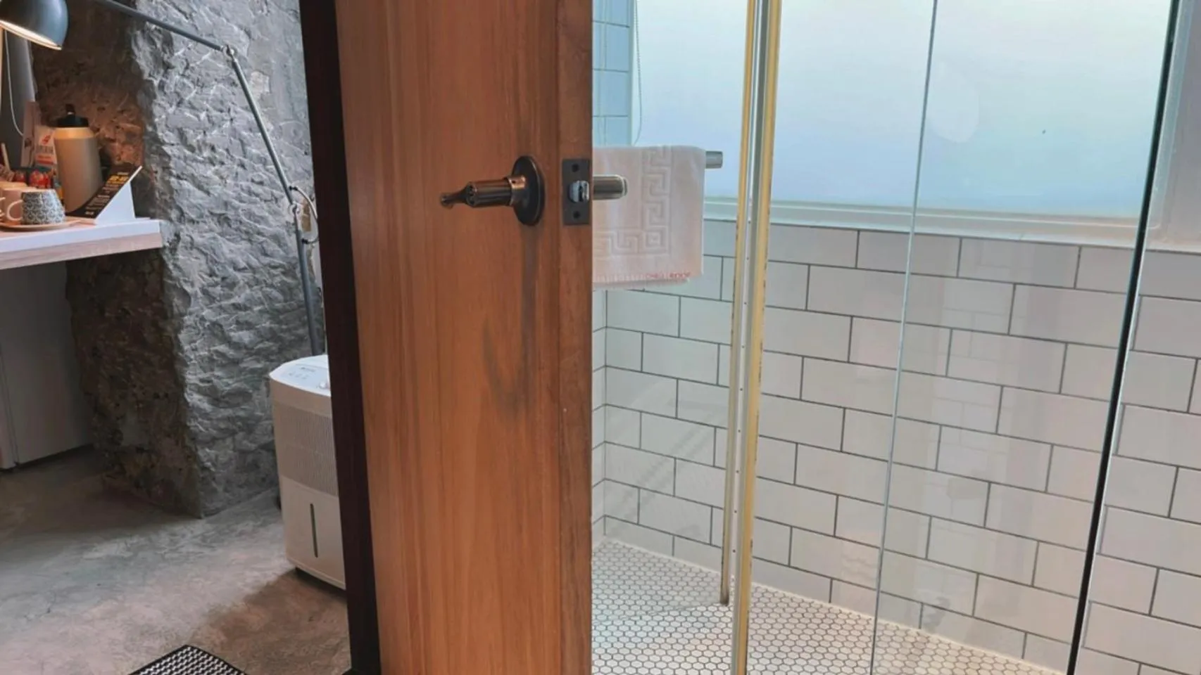 Bathroom in Chill Roof Hotel