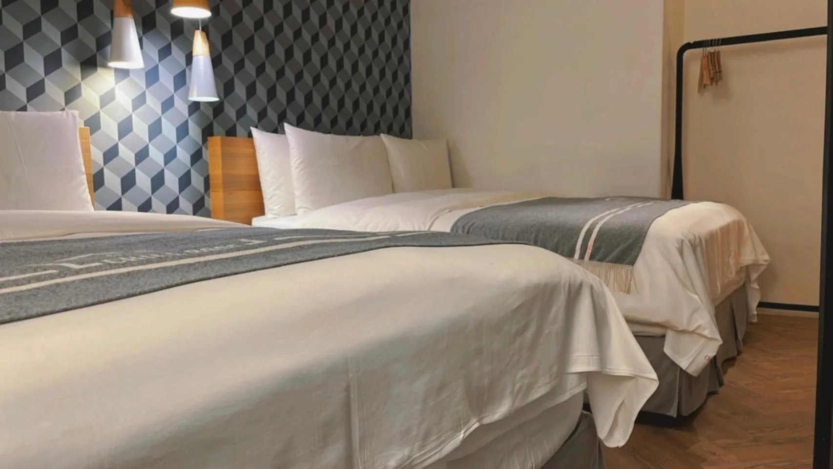 Bed in Chill Roof Hotel