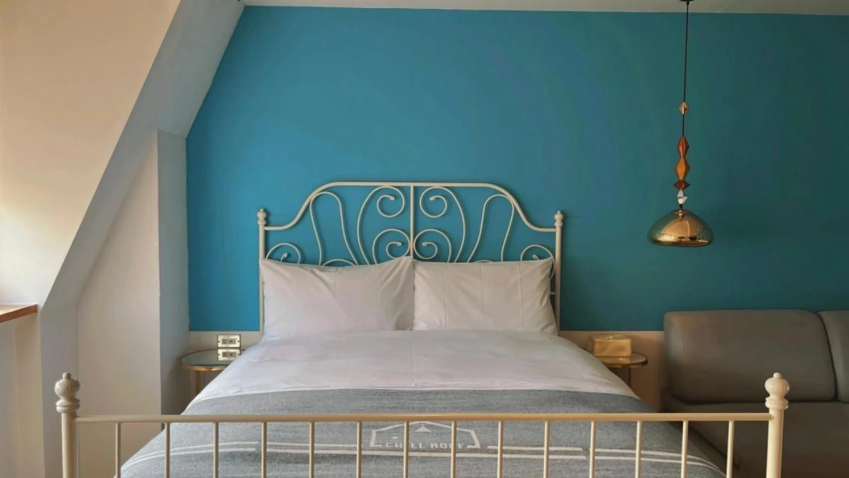 Bed in Chill Roof Hotel