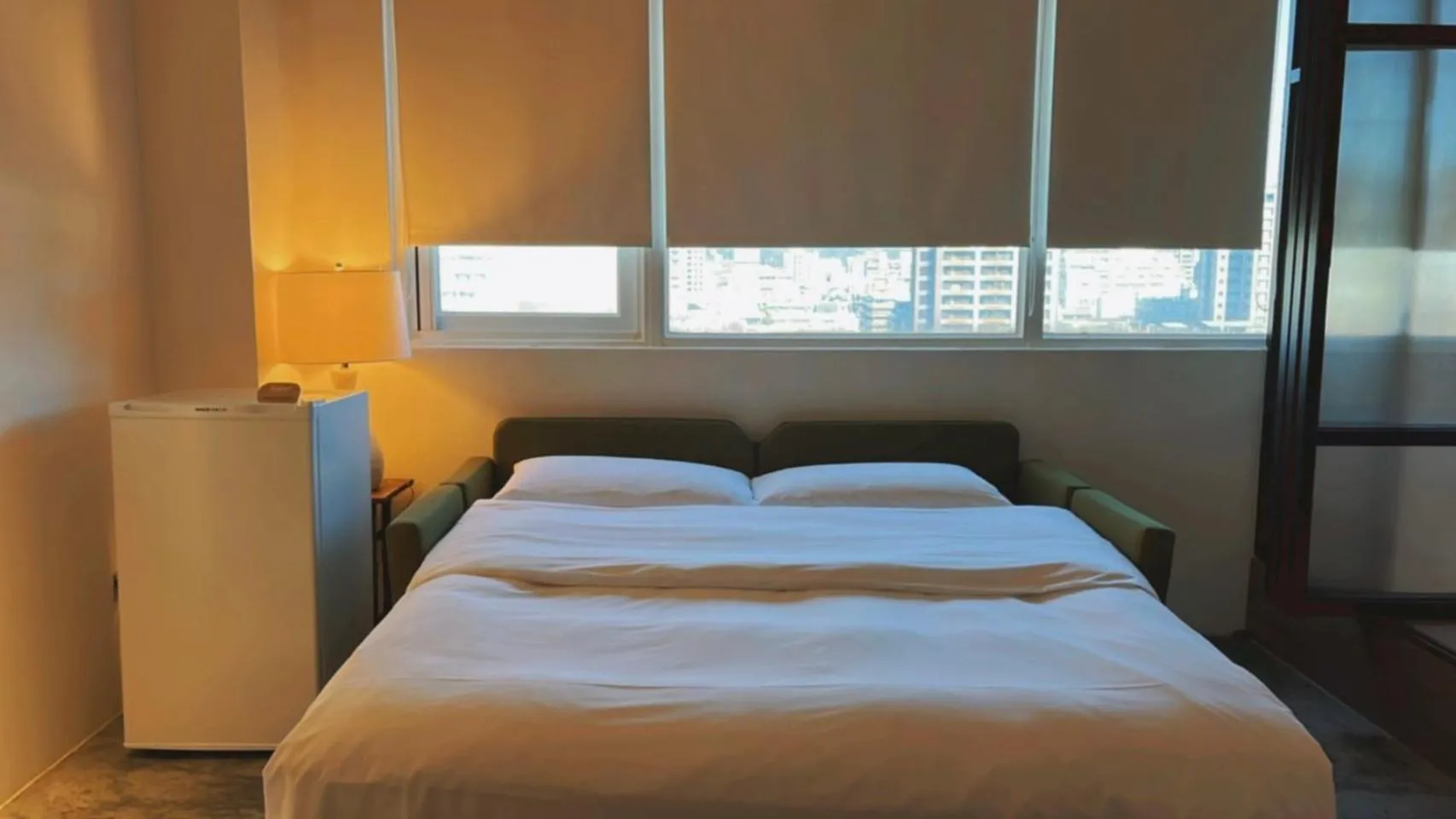 Bed in Chill Roof Hotel