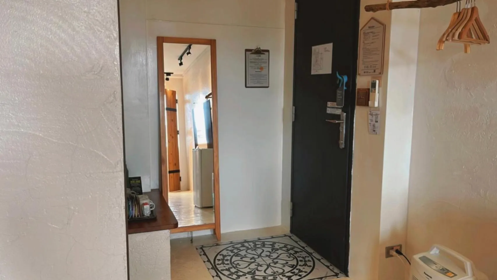 Photo of the whole room in Chill Roof Hotel