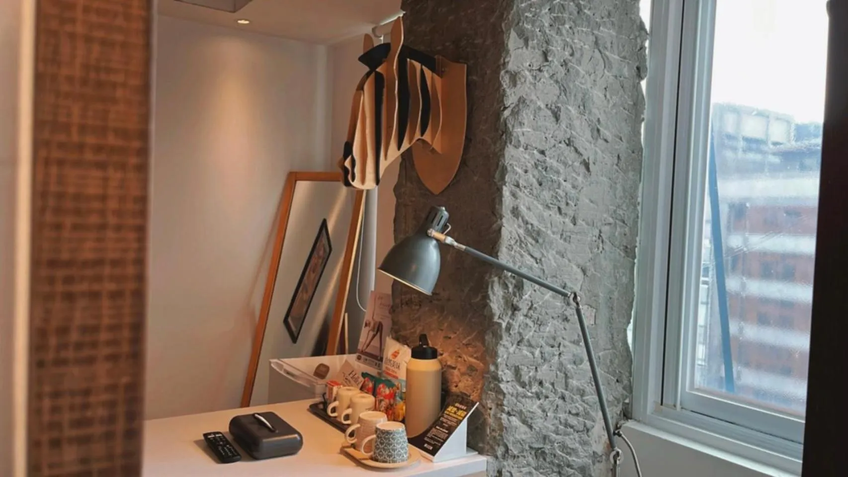 Dining area in Chill Roof Hotel